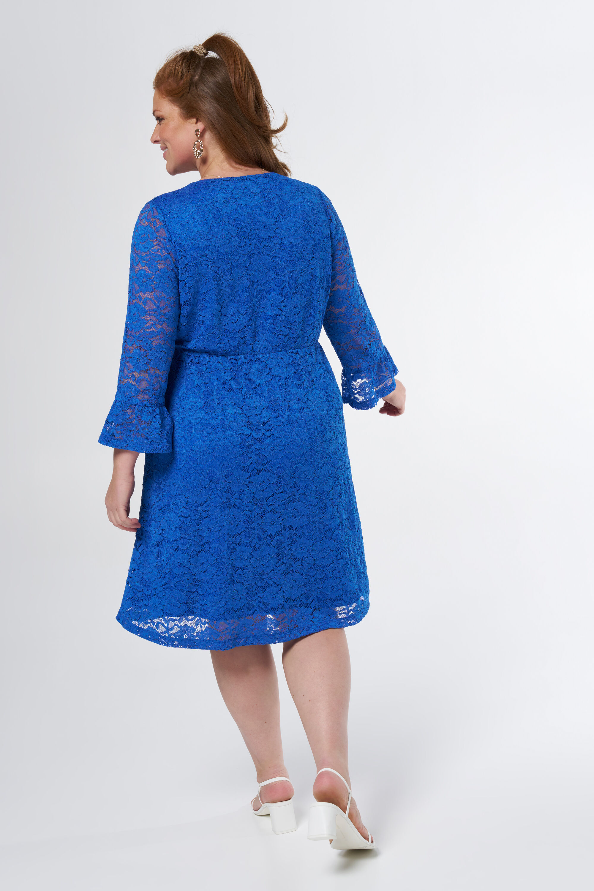 Robe midi en dentelle image number 3