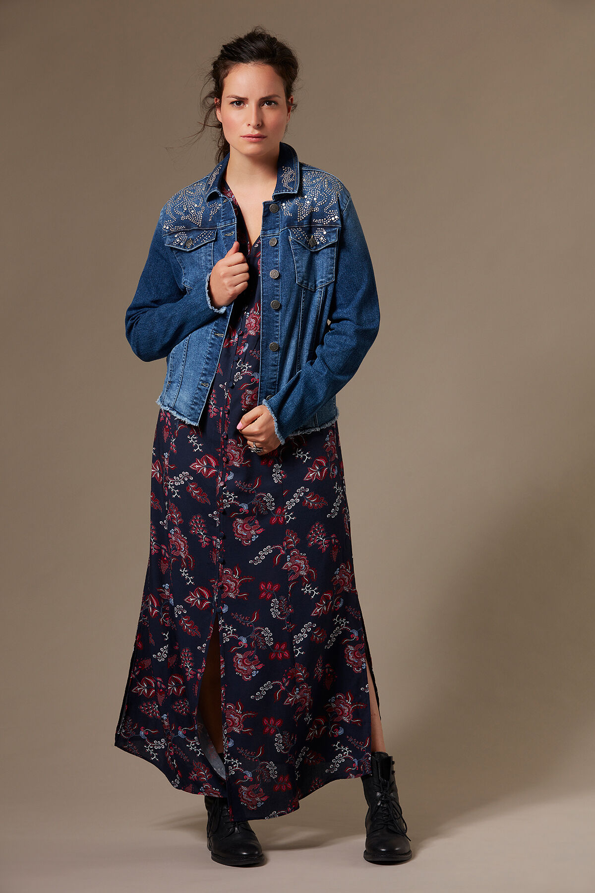 Robe &agrave; imprim&eacute; int&eacute;gral boutonn&eacute;e jusqu&rsquo;en bas image number 4