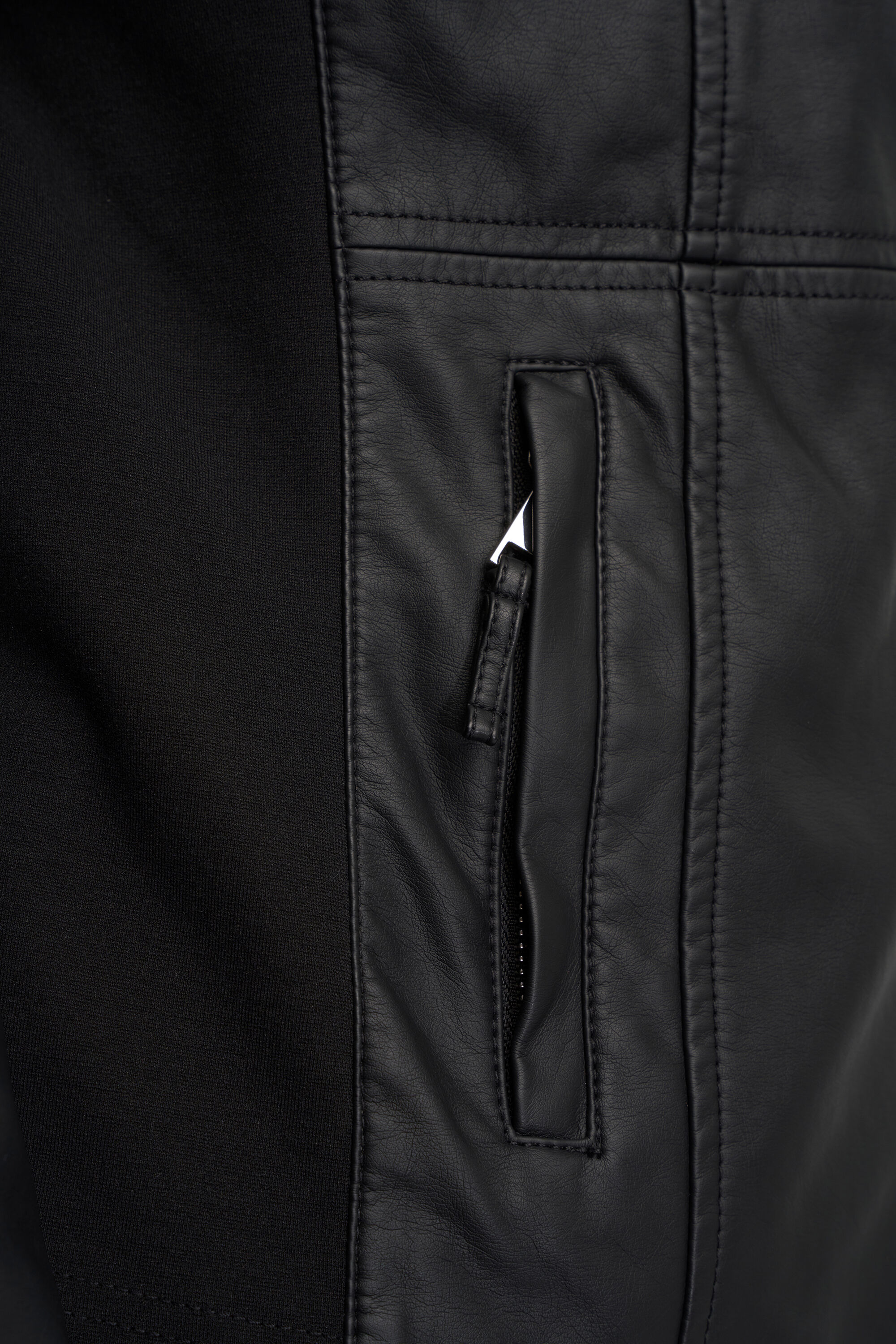 Veste motard en similicuir image number 5