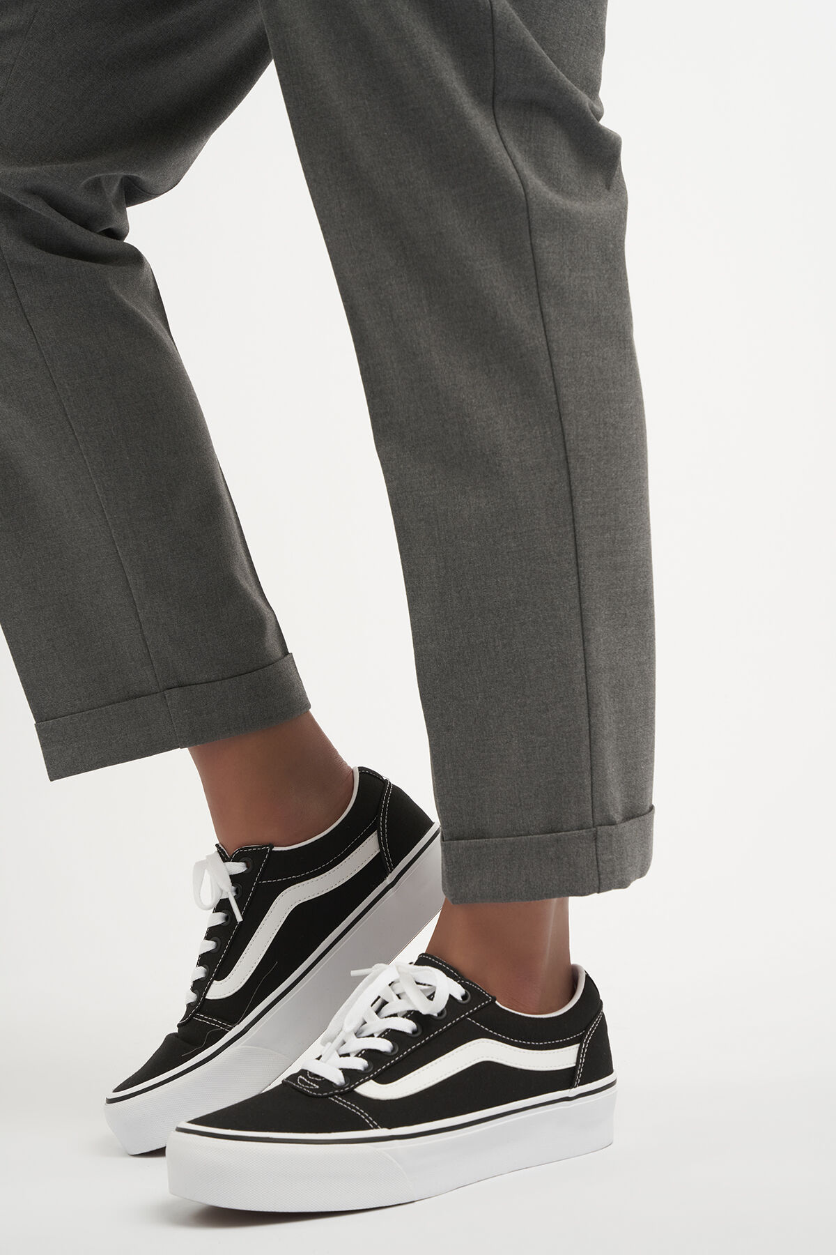 Pantalon court image number 5