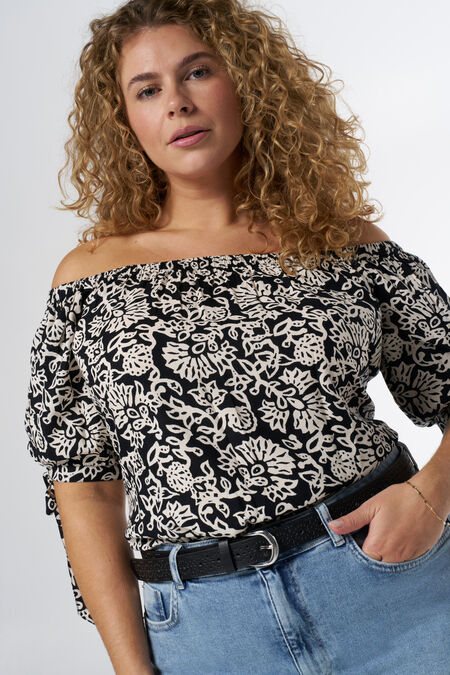 Ceinture avec motifs perforés Ceinture avec motifs perforés
