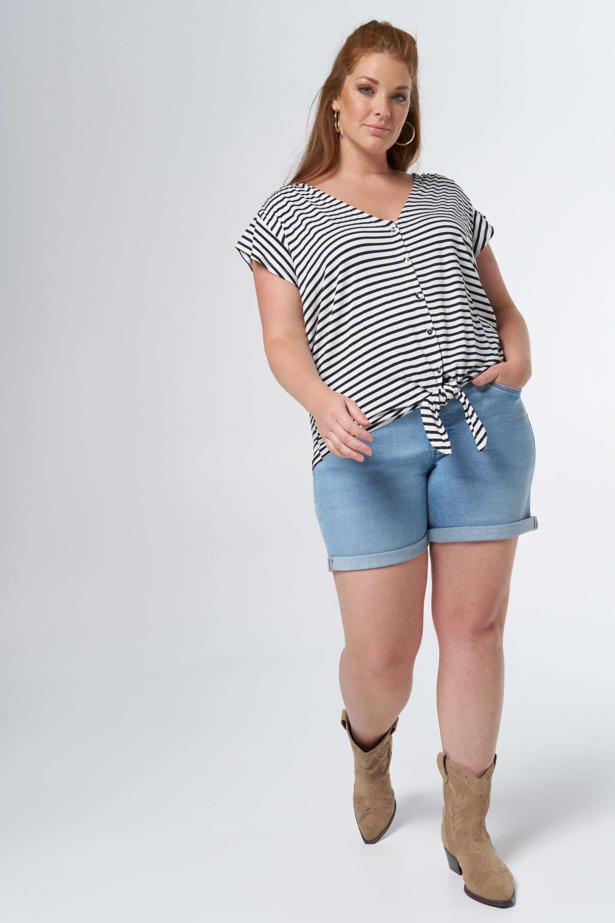 Haut &agrave; rayures avec n&oelig;ud image number 6