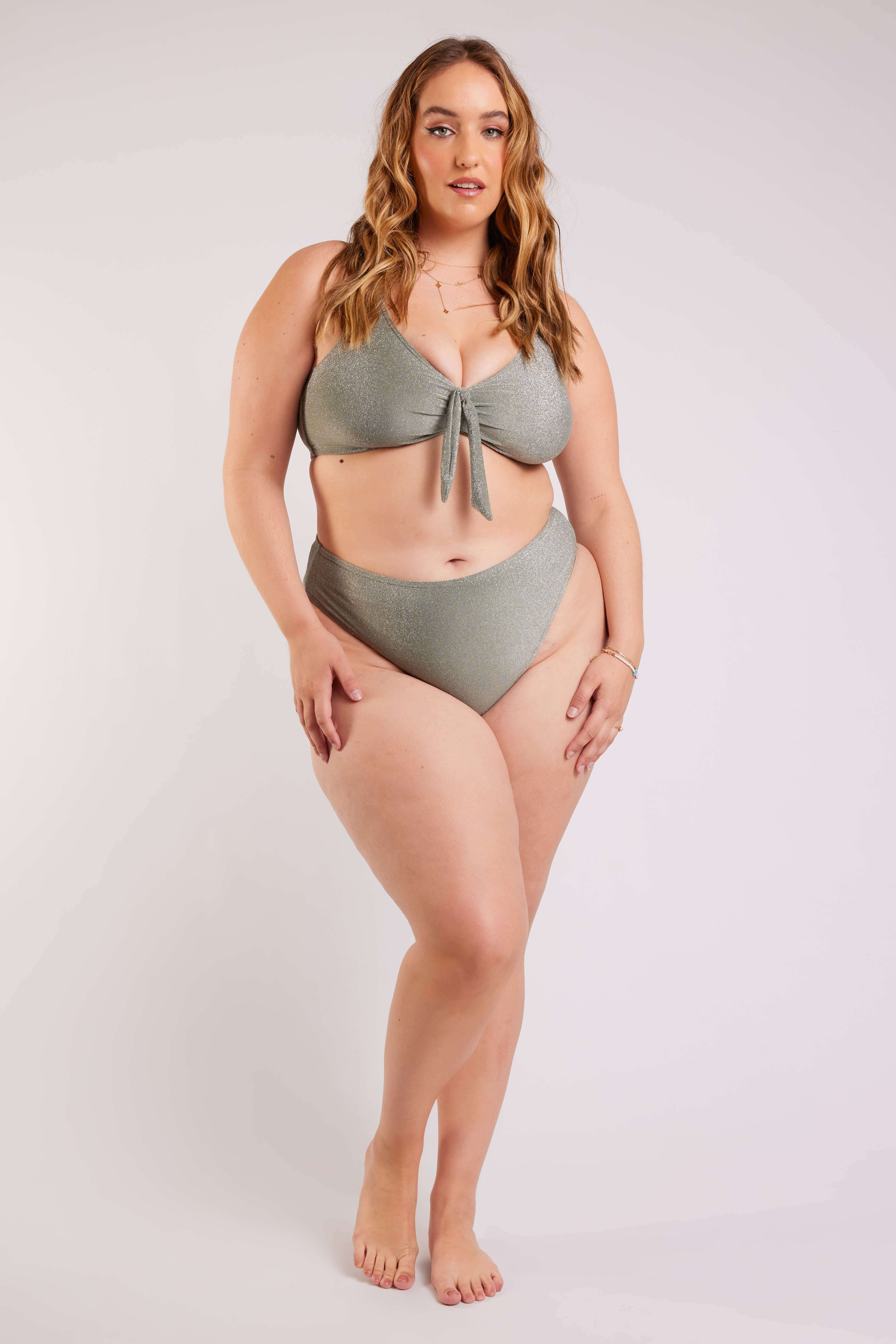 Haut de bikini avec paillettes image number 6