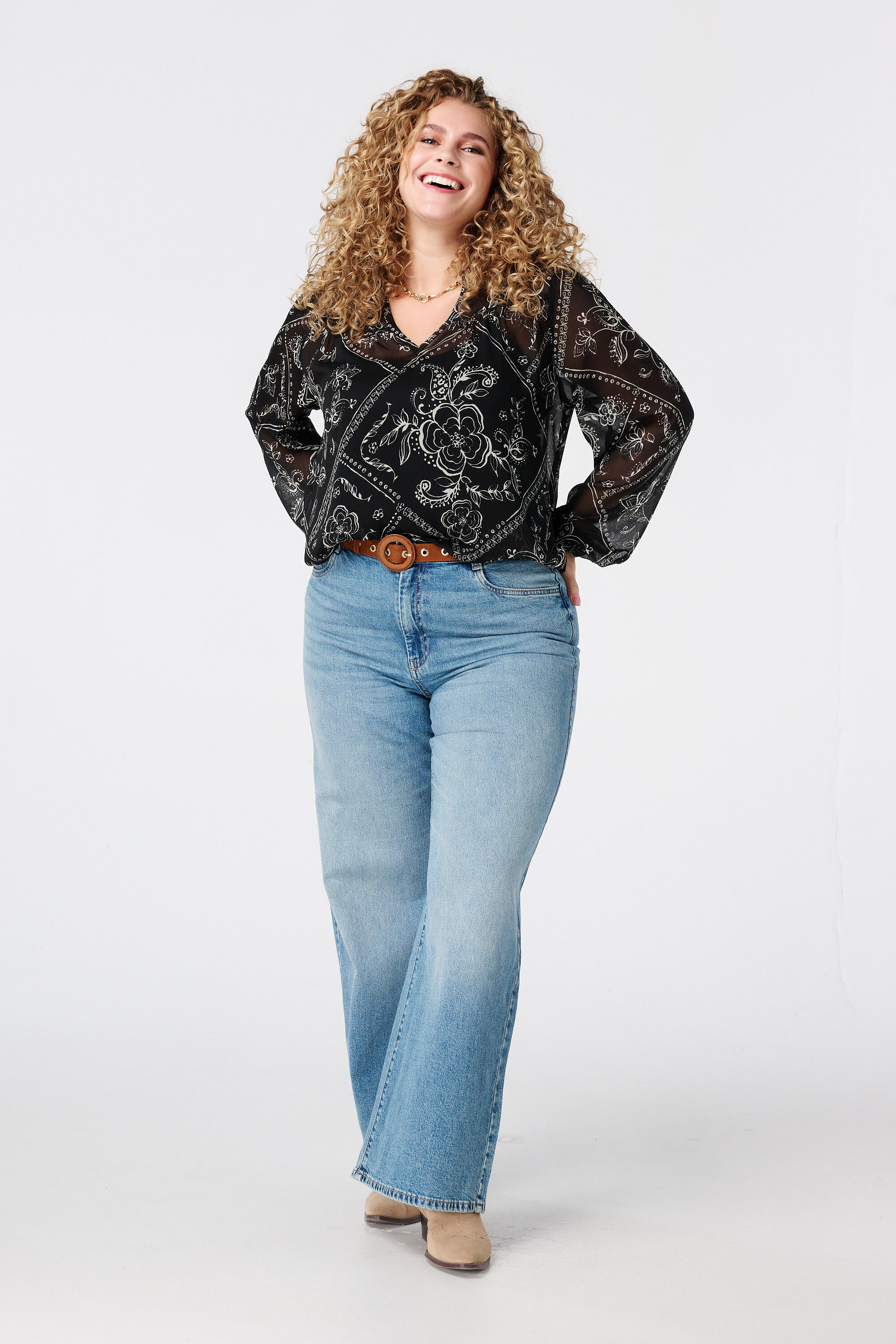 Blouse transparente imprim&eacute;e image number 5