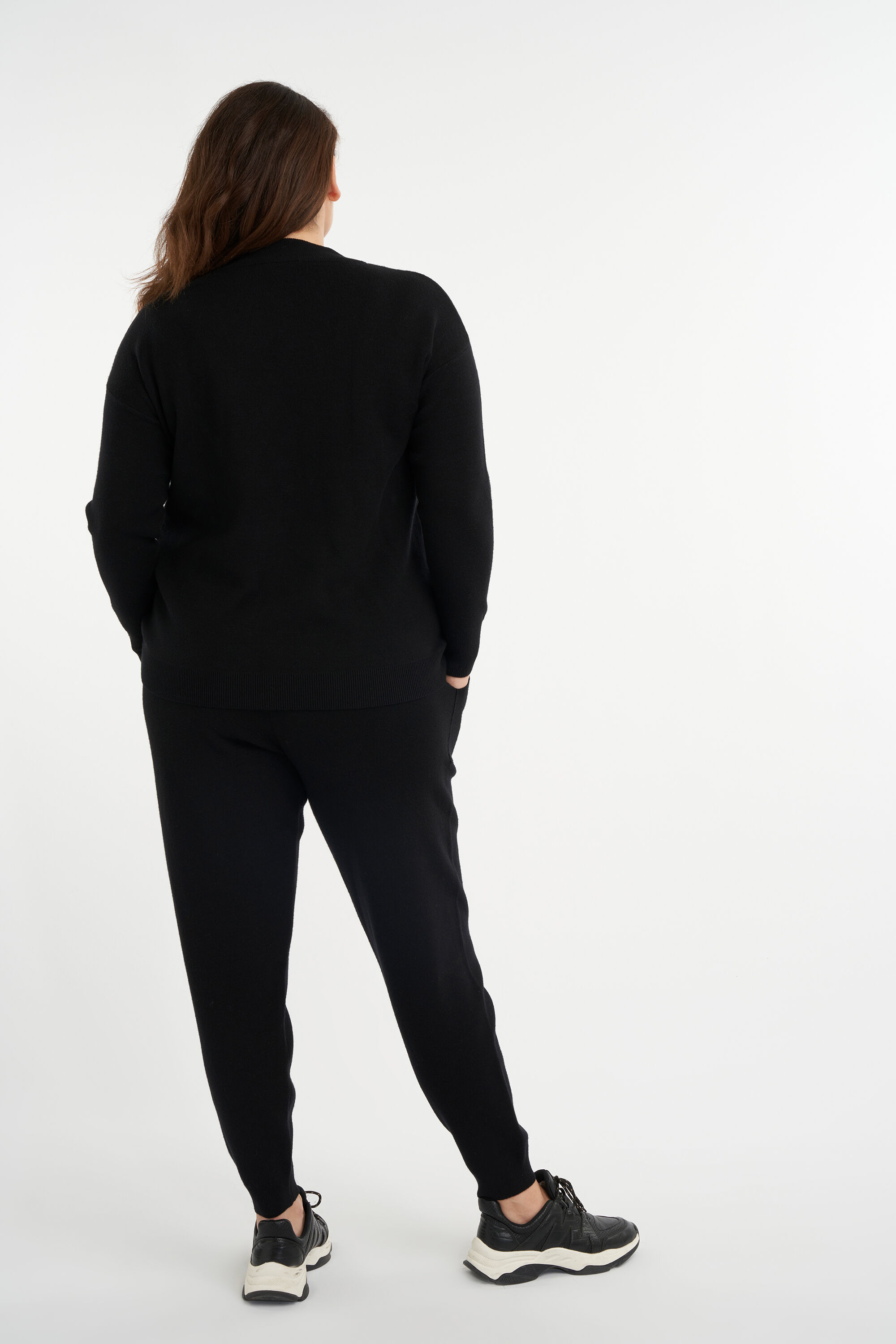 Pantalon confortable en maille fine image number 3