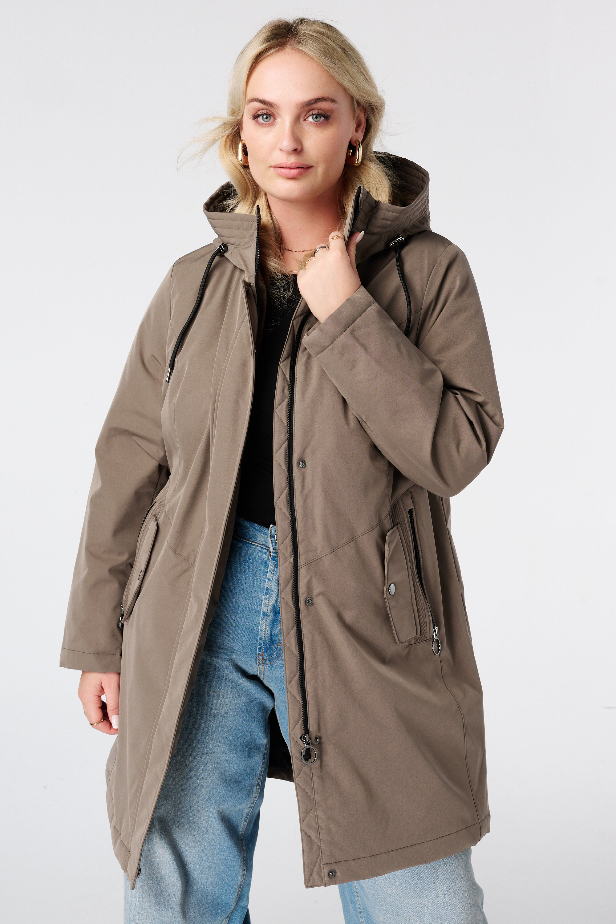 Manteau long doubl&eacute; avec capuche