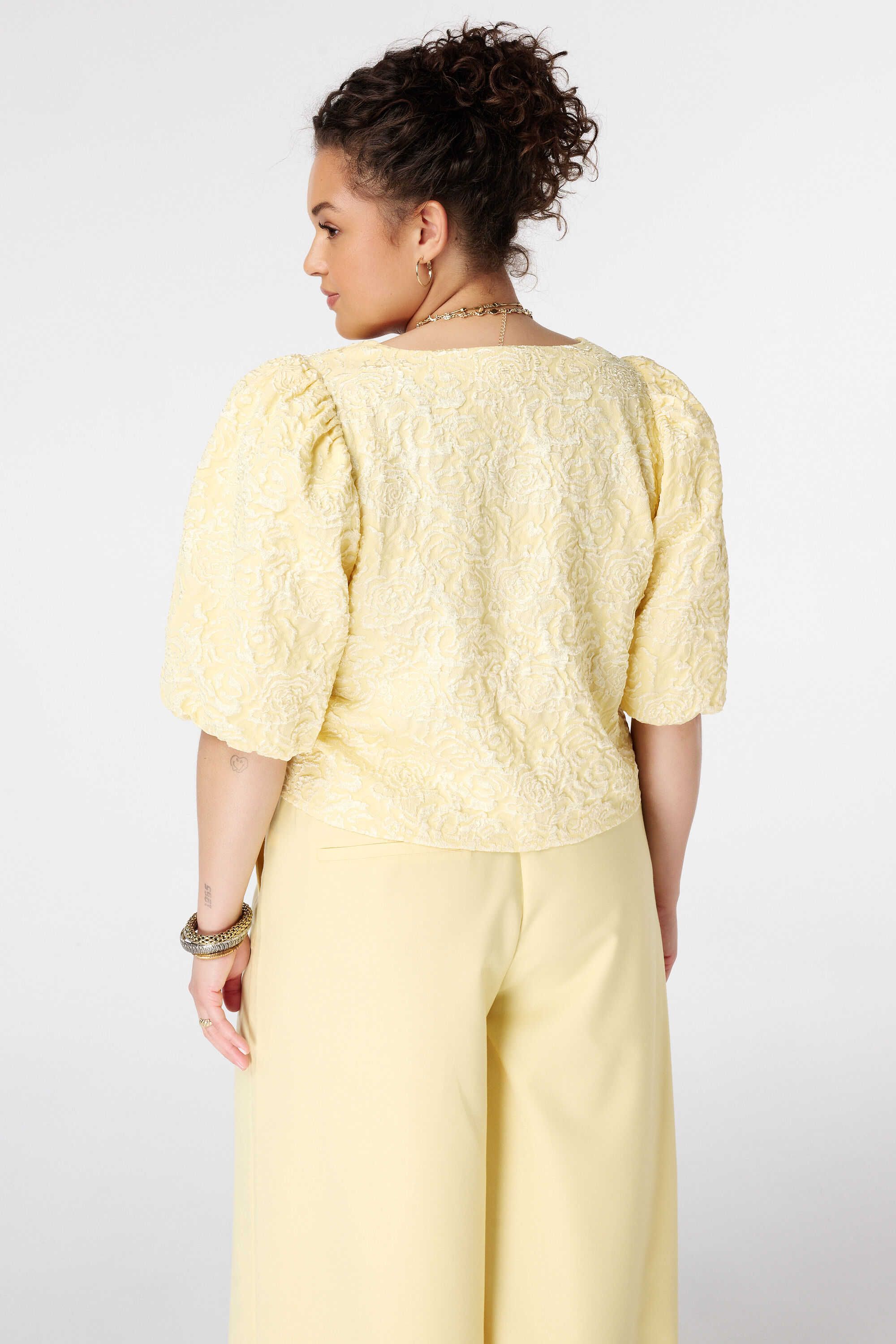 Blouse jacquard &agrave; manches bouffantes image number 3
