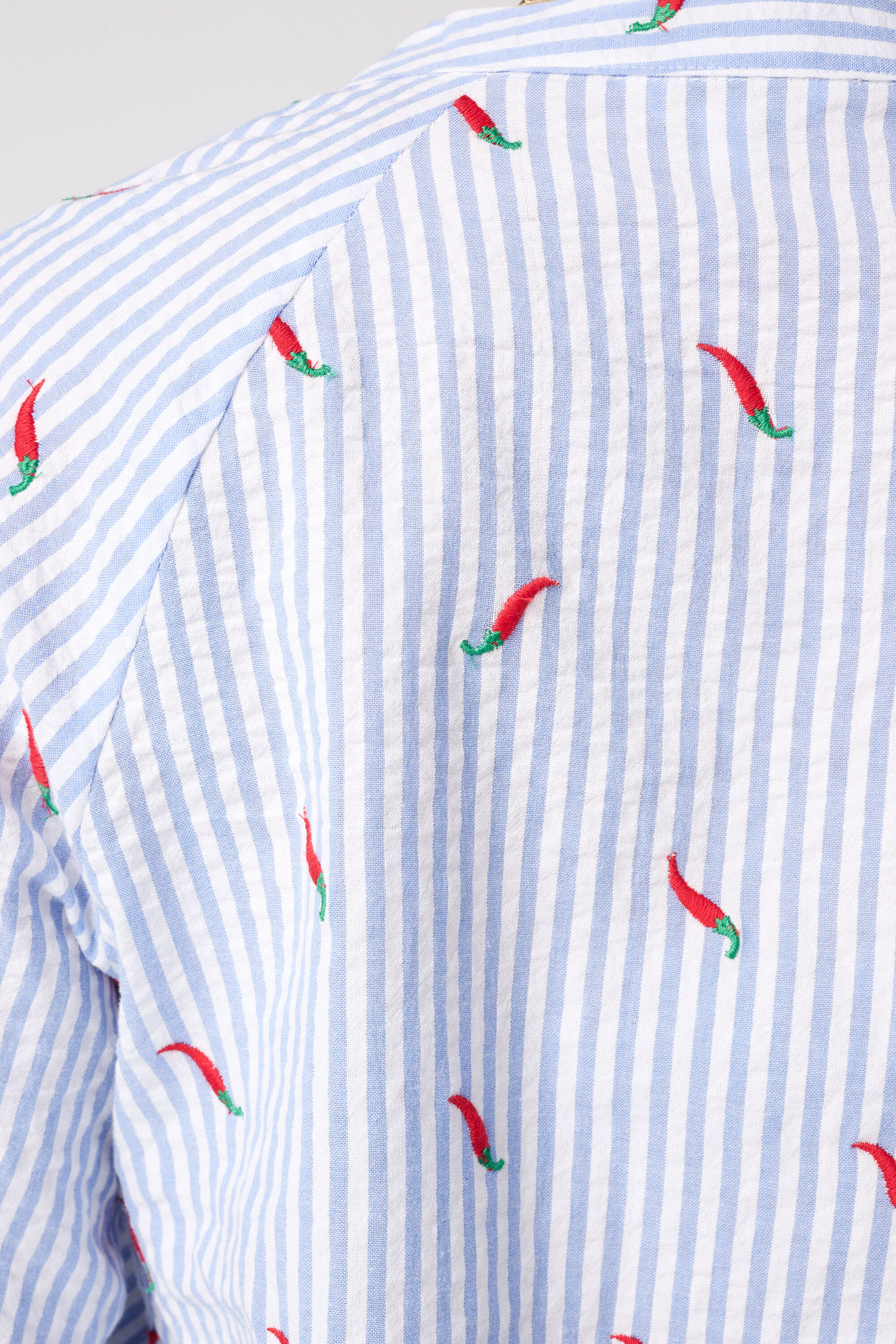 Blouse ray&eacute;e avec imprim&eacute; image number 6