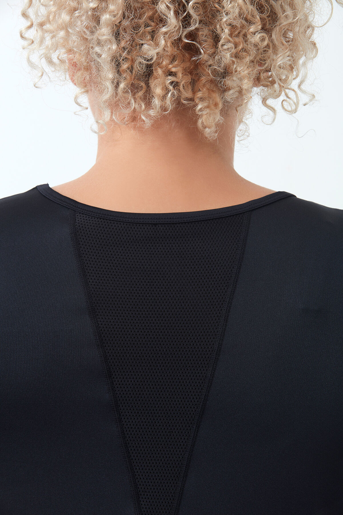 Haut ligne trap&egrave;ze sport image number 4