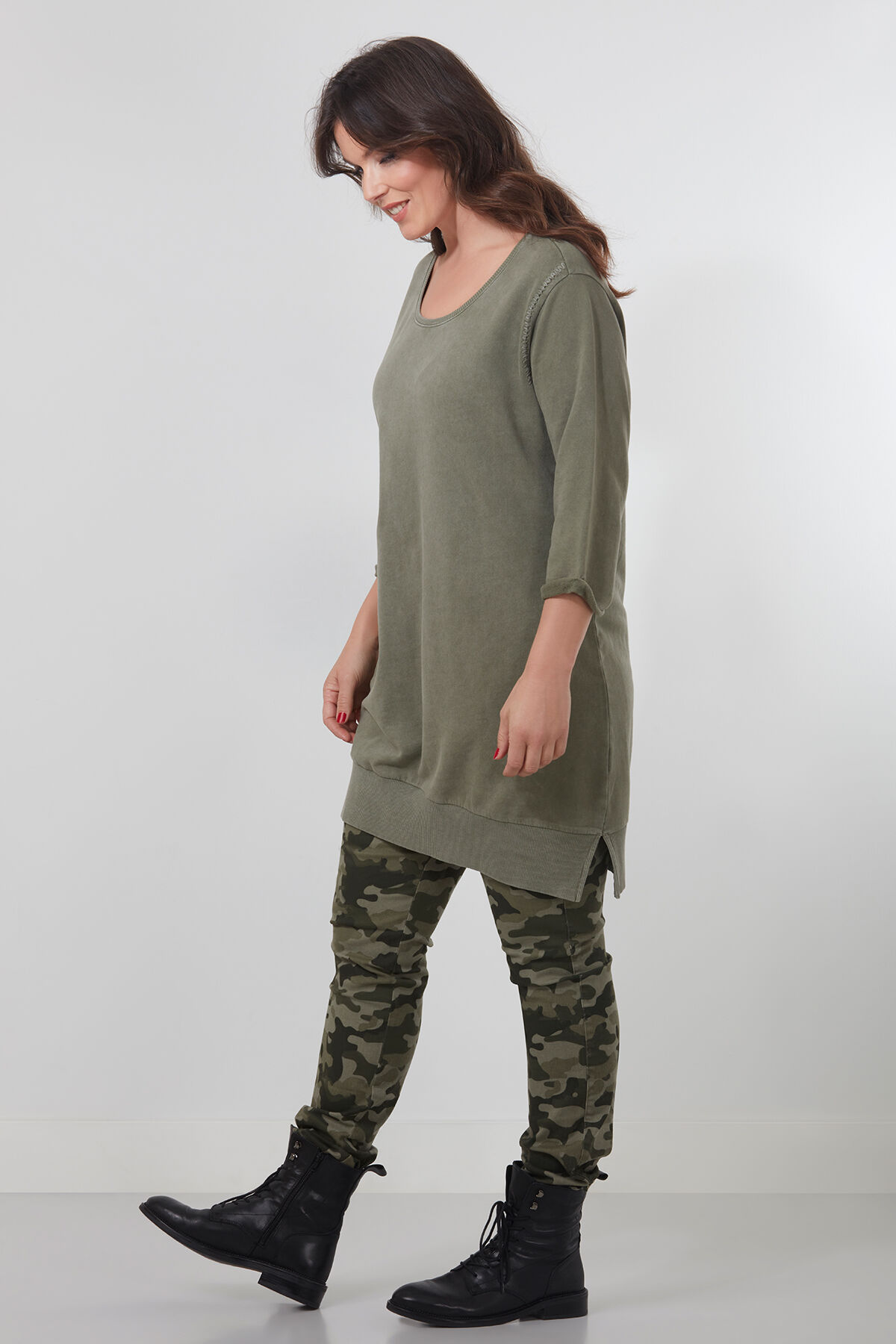 Sweat long image number 3