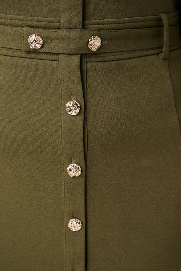 Robe avec boutons décoratifs image number 6