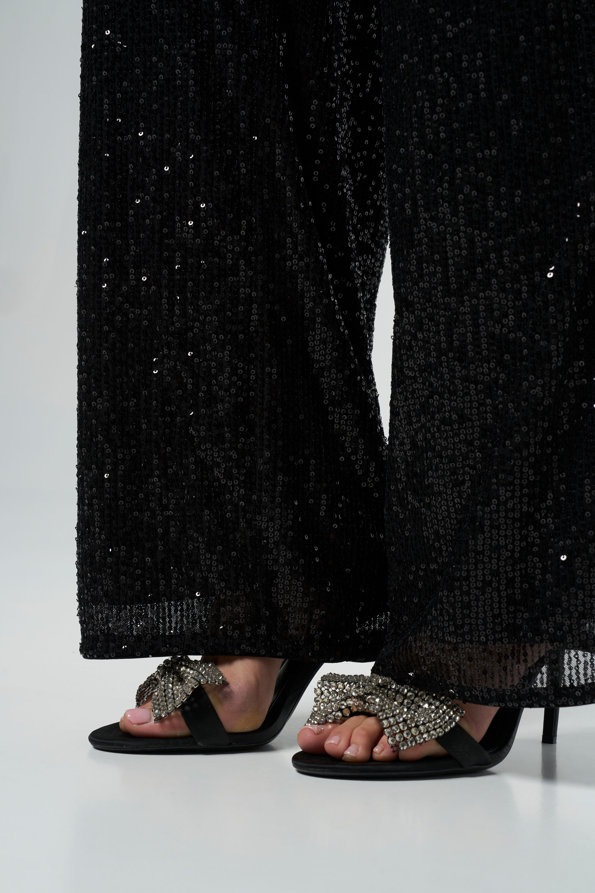 Pantalon &agrave; paillettes image number 4