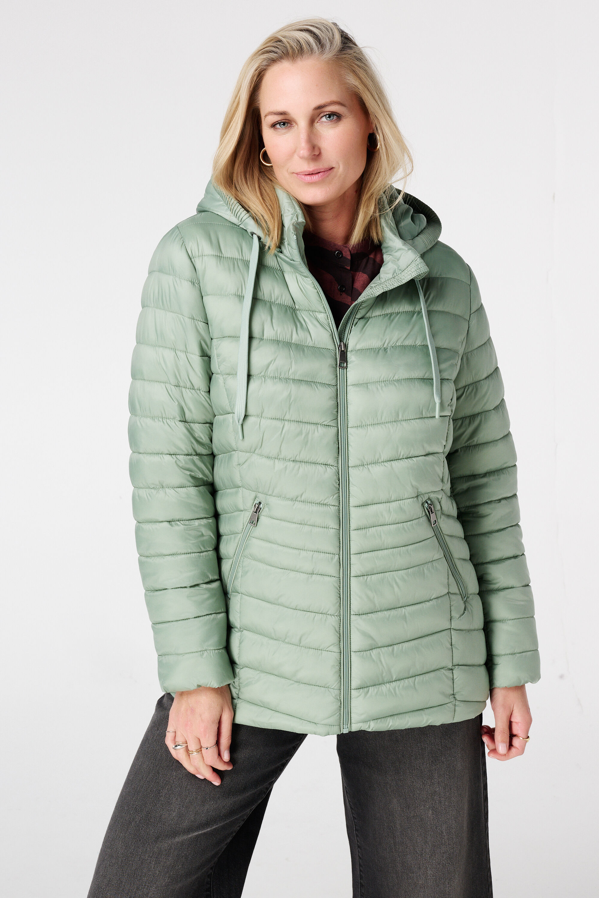 Veste l&eacute;g&egrave;rement matelass&eacute;e