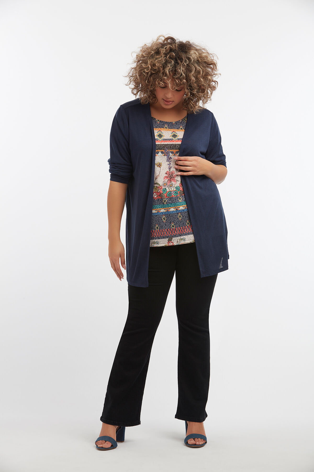 Fin cardigan ouvert image number 3