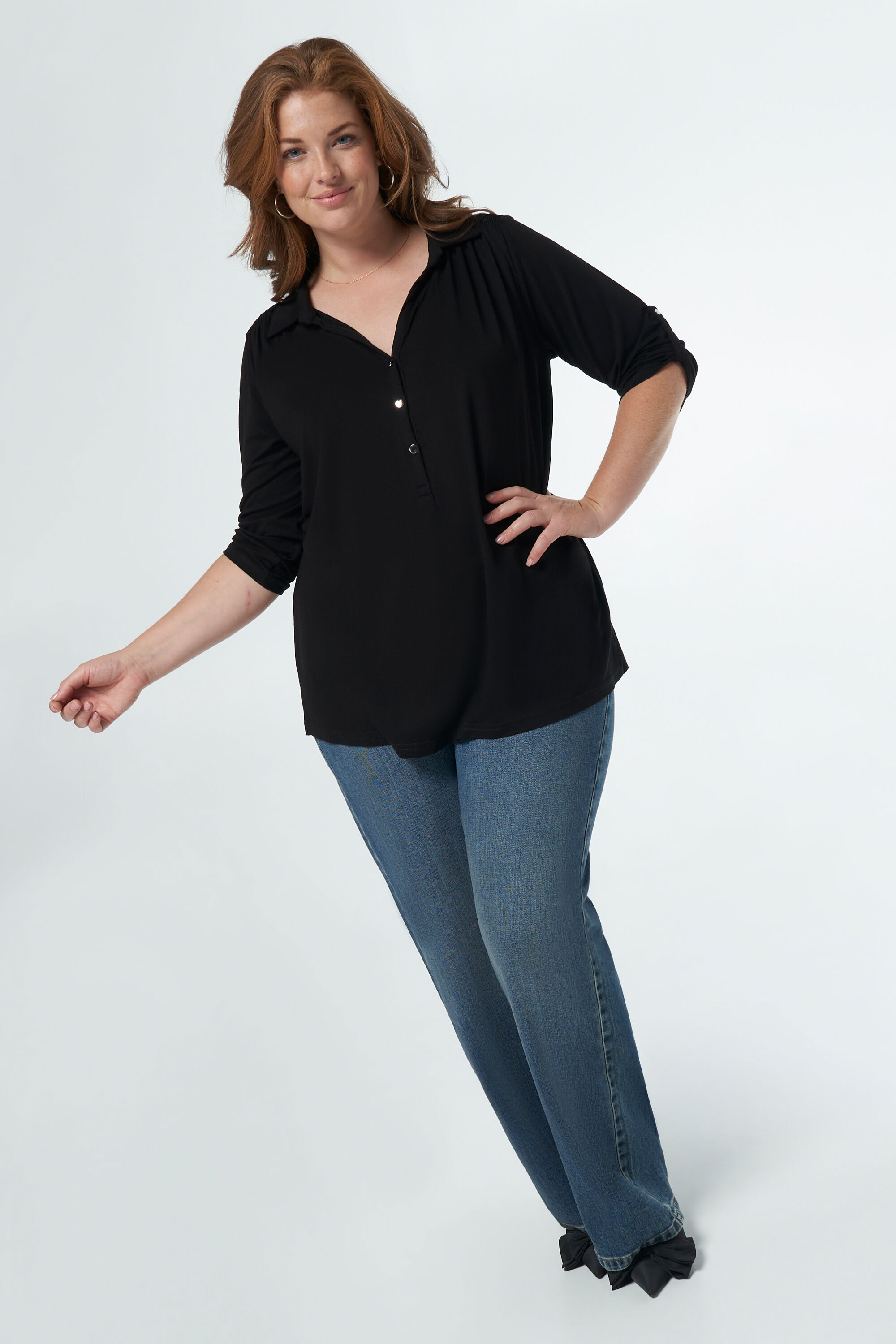 Top avec col en V image number 5