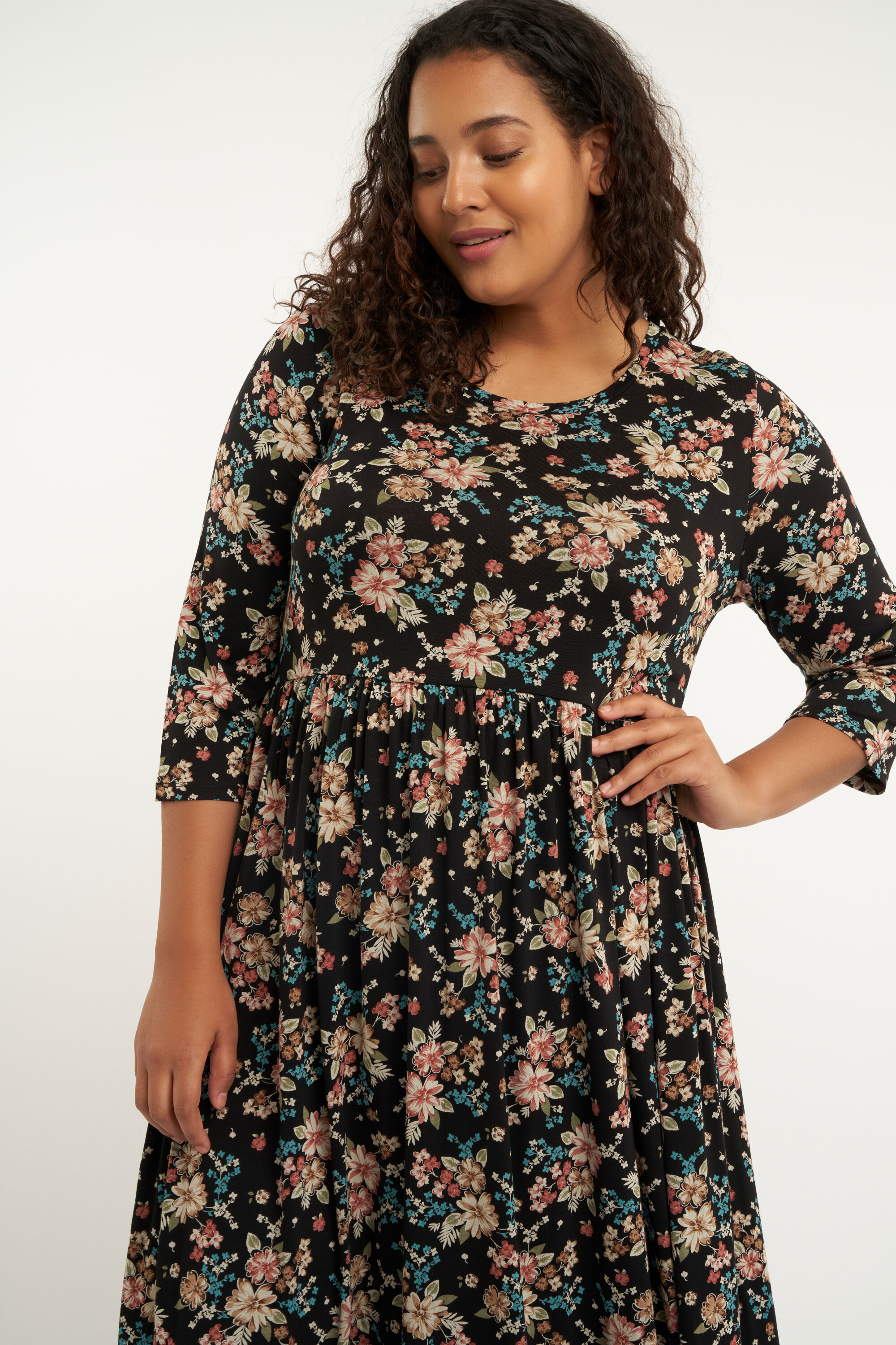 Robe longue &agrave; imprim&eacute;  image number 5