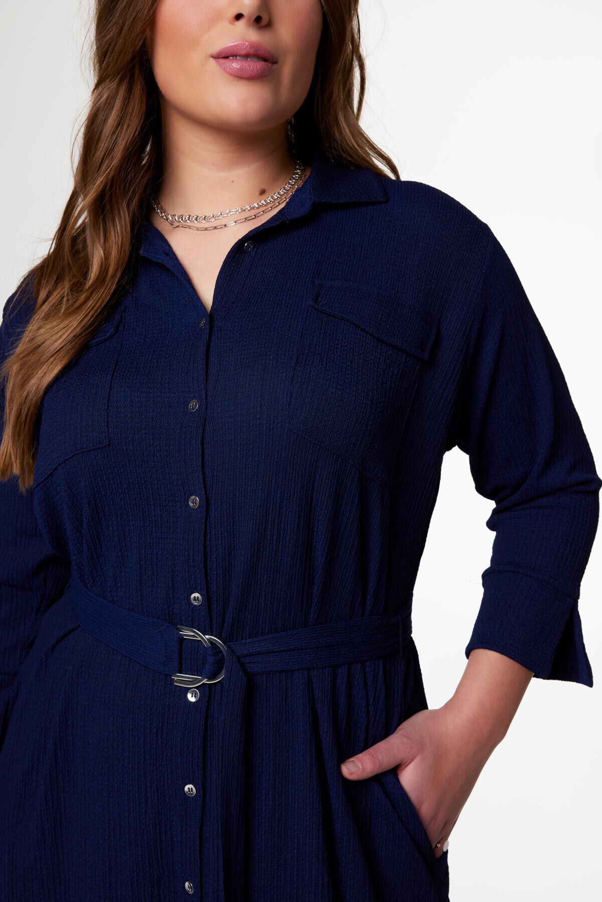 Robe en tissu textur&eacute; image number 4