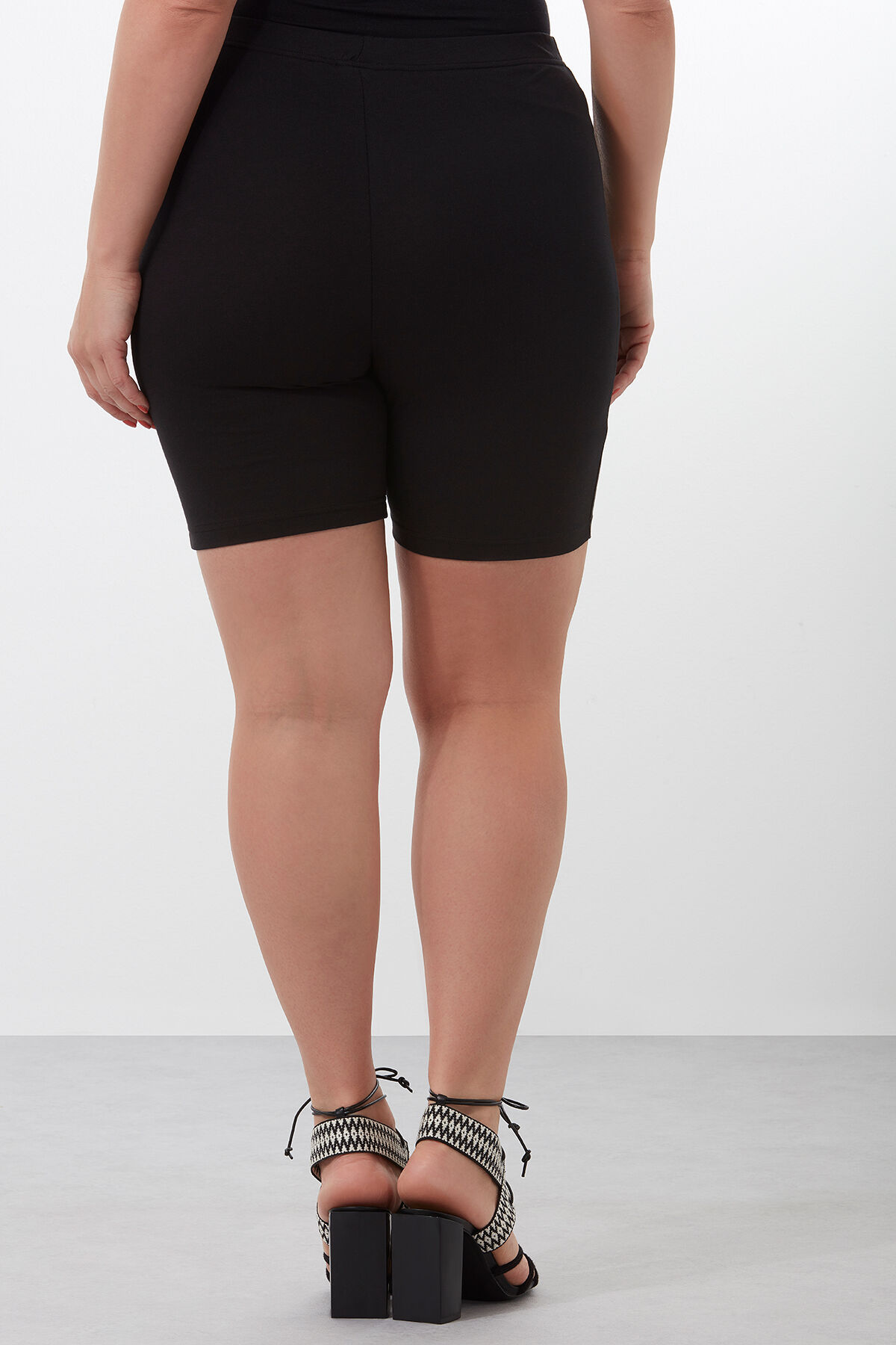 Legging court image number 3