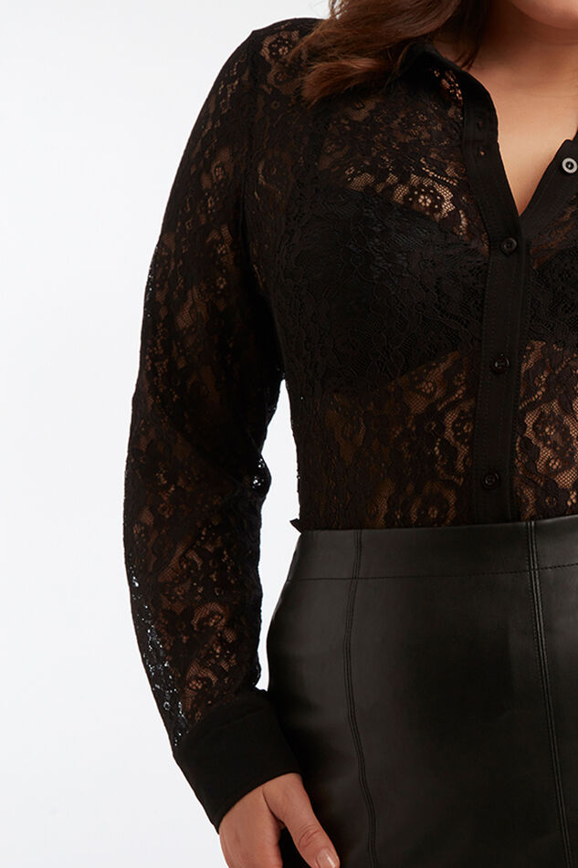 Haut avec dentelle image number 7