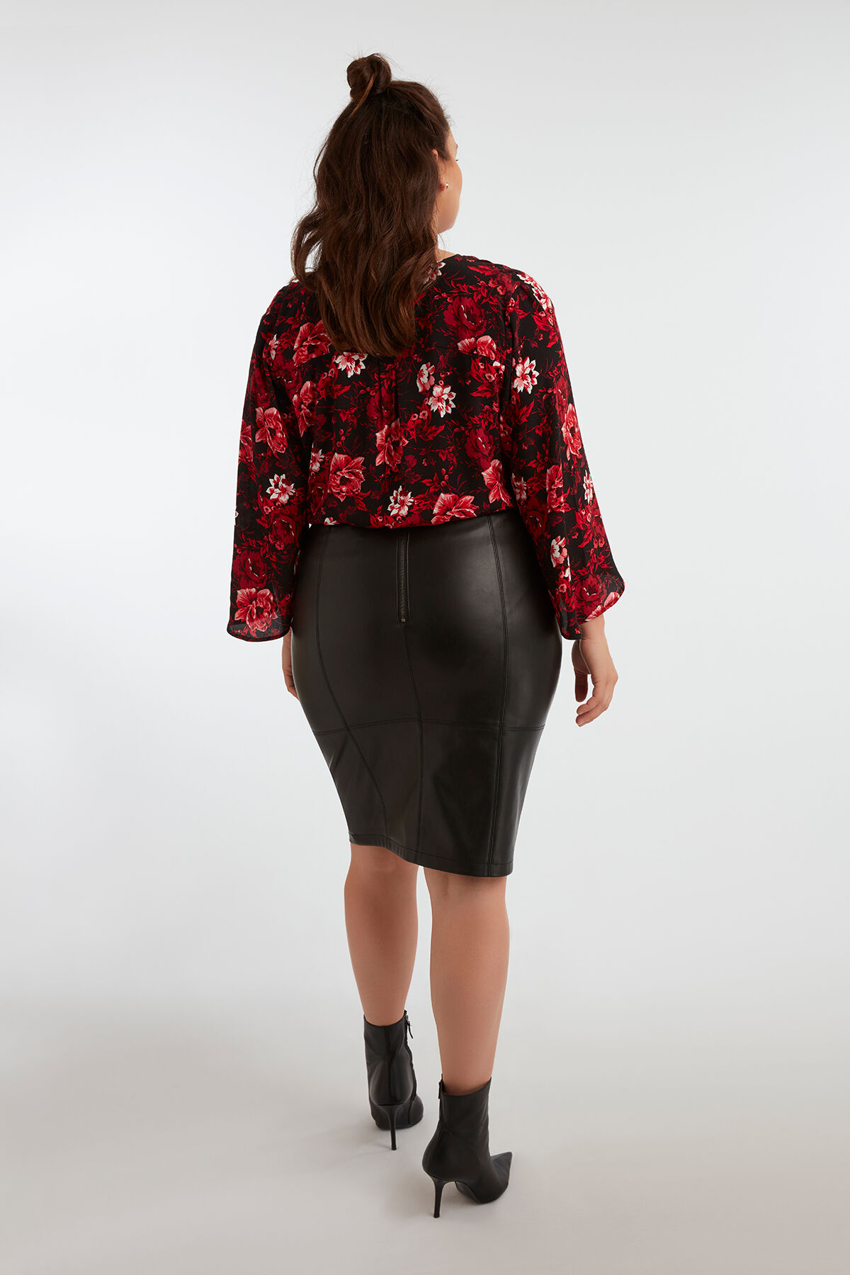 Body &agrave; imprim&eacute; floral image number 6