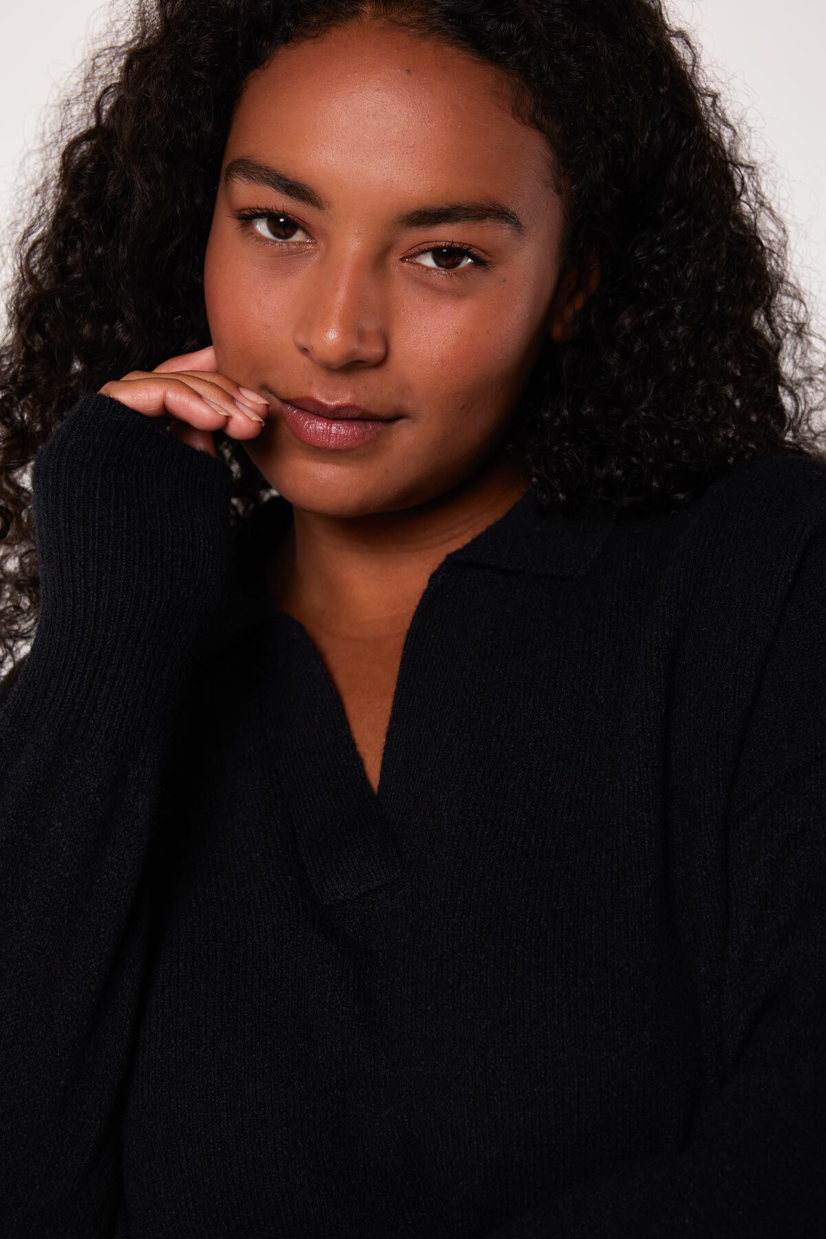 Pull en maille fine avec col polo image number 4