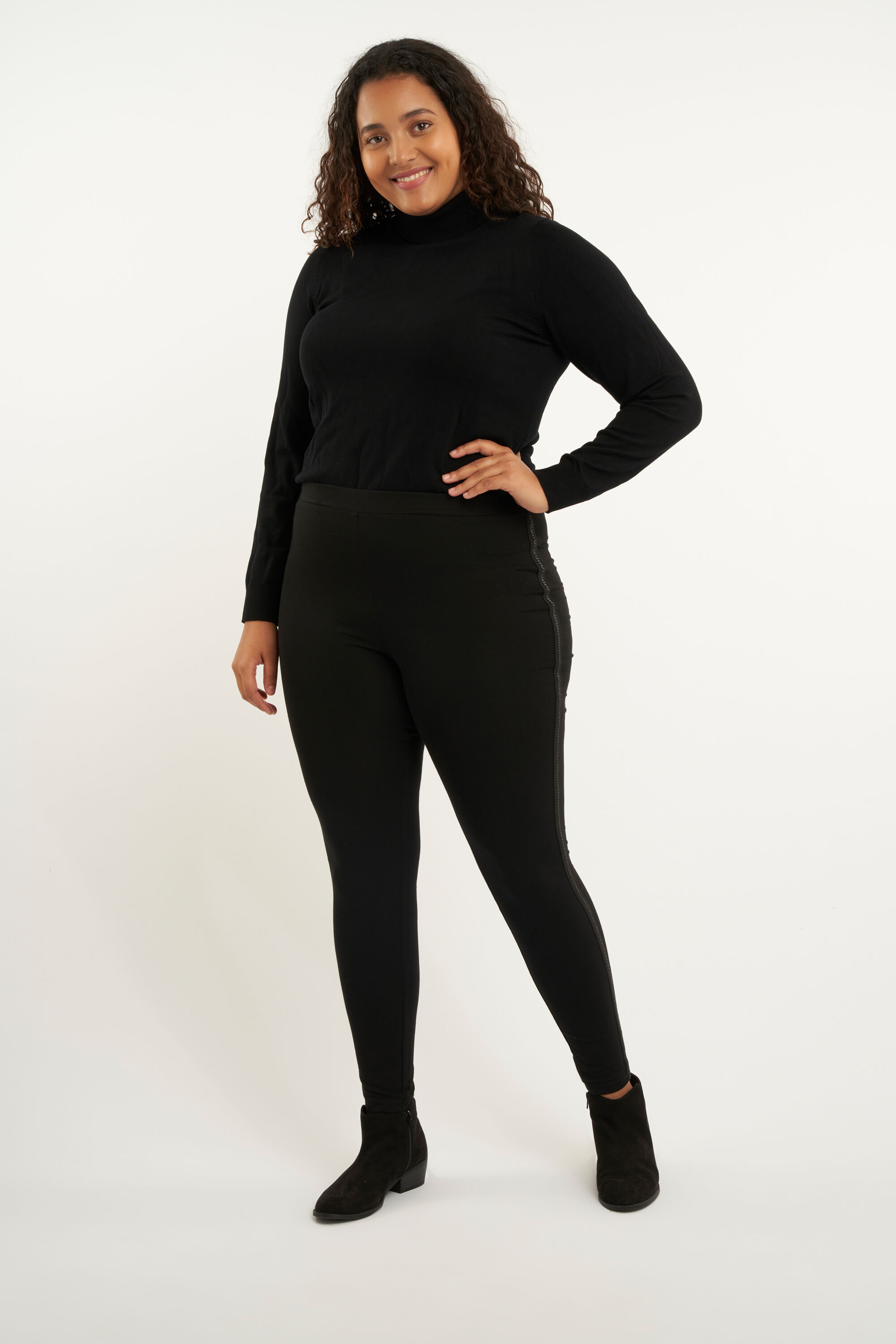 Legging avec rayures lat&eacute;rales image number 4