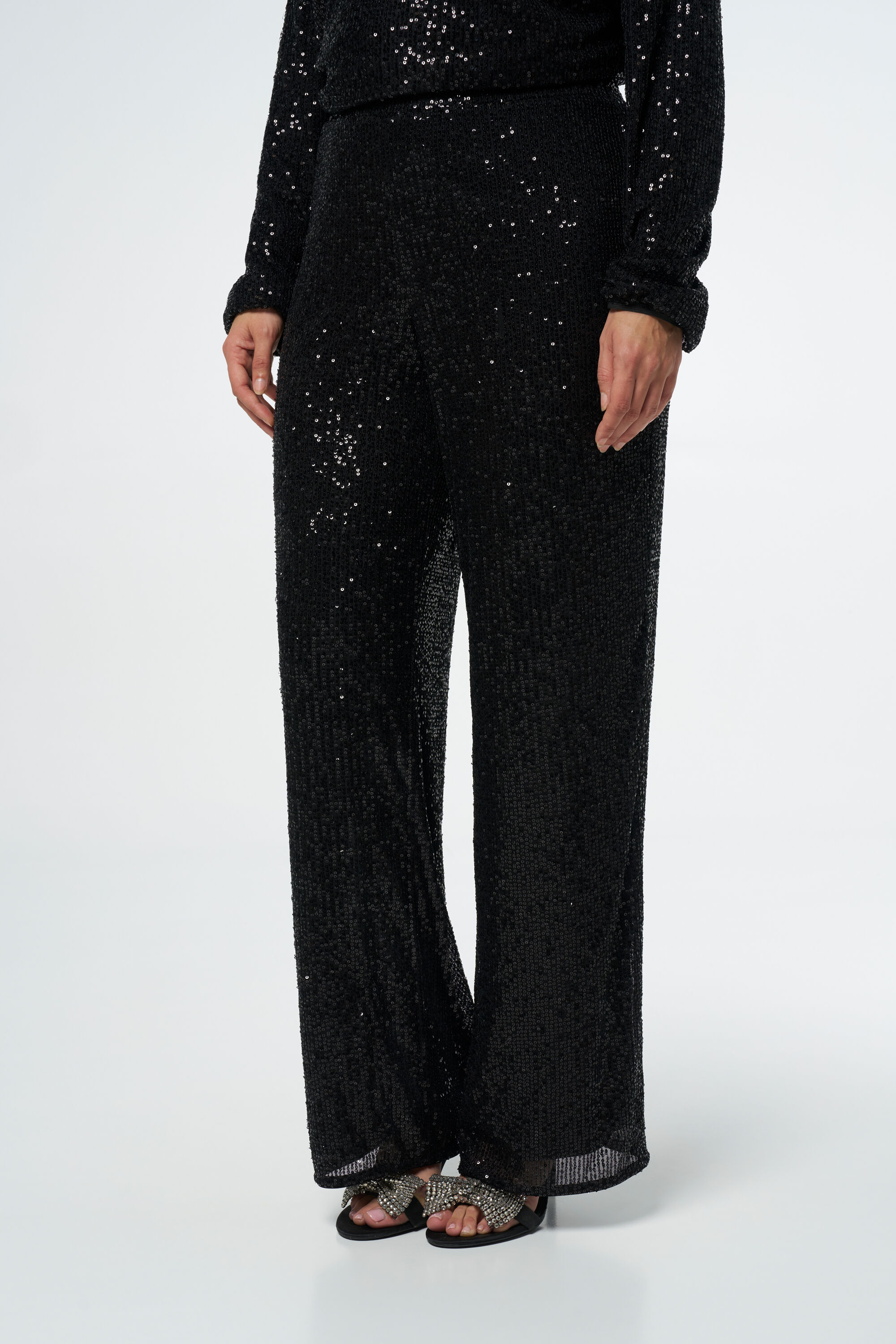 Pantalon &agrave; paillettes image number 5