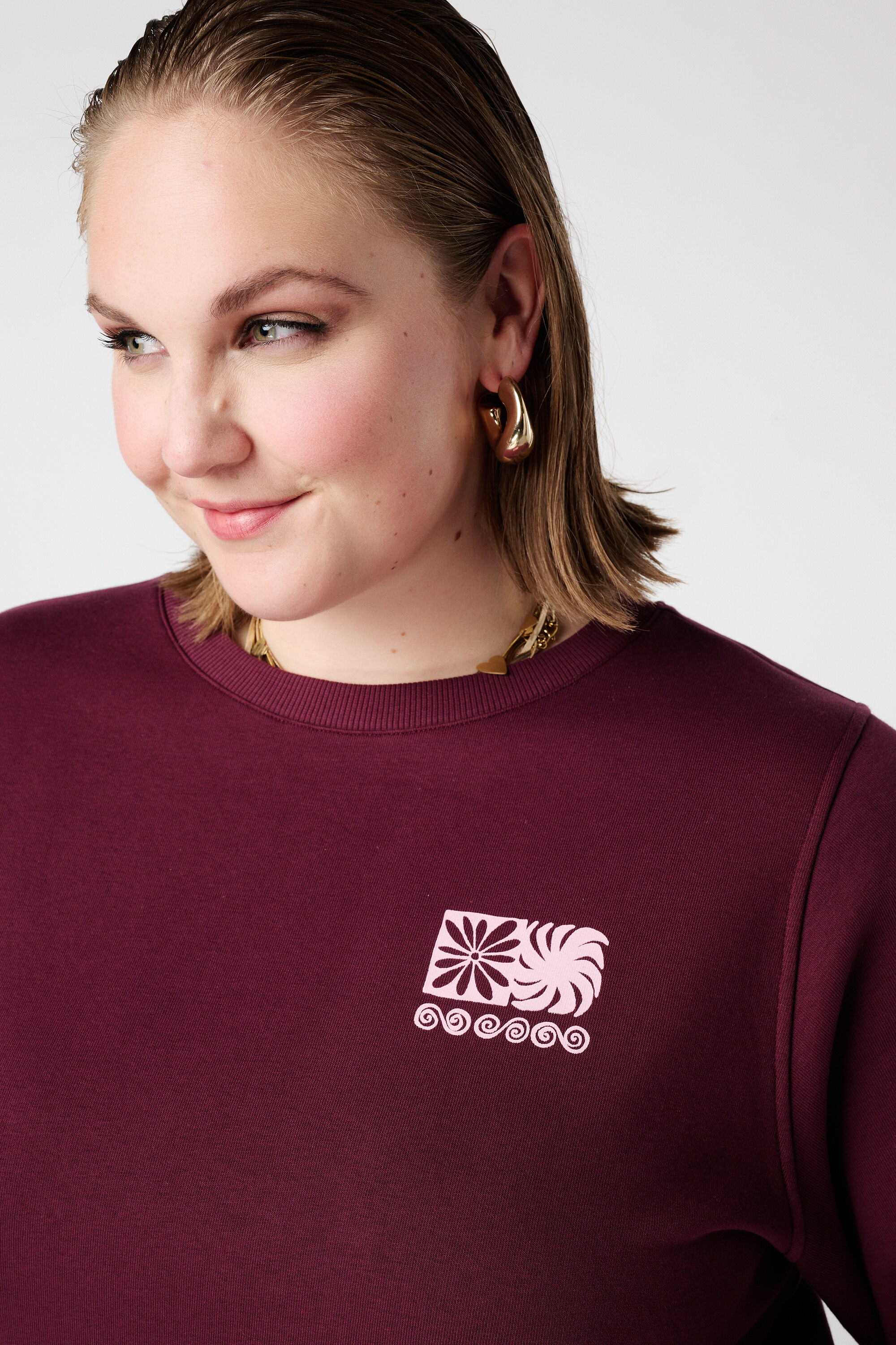 Sweat &agrave; imprim&eacute; au dos image number 4