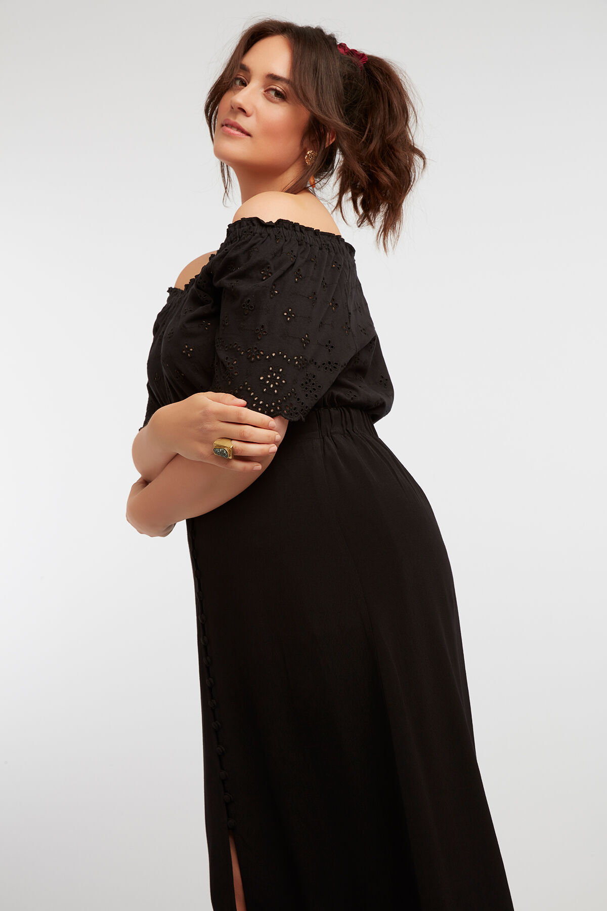 Haut &eacute;paules d&eacute;nud&eacute;es avec broderie image number 4