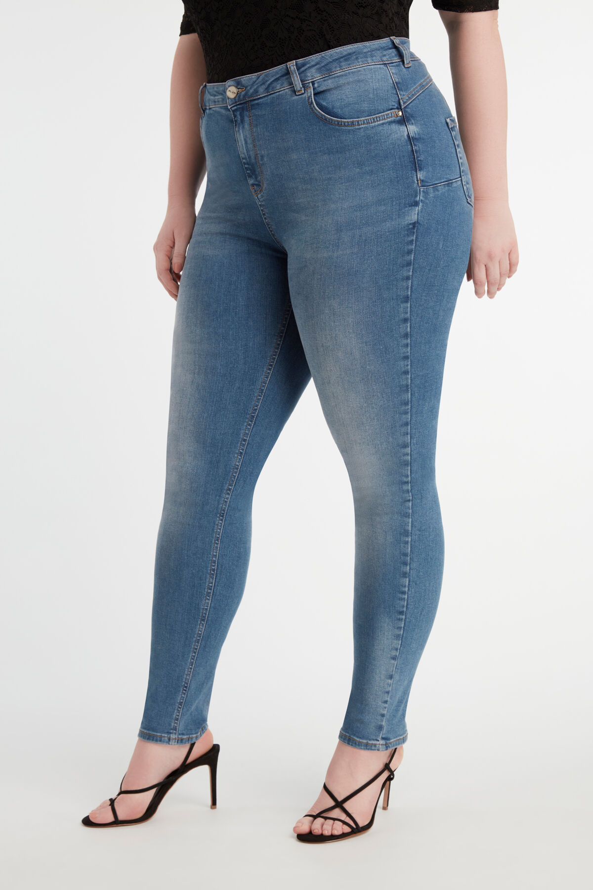 Jean LIFTS Magic Simplicity image number 6