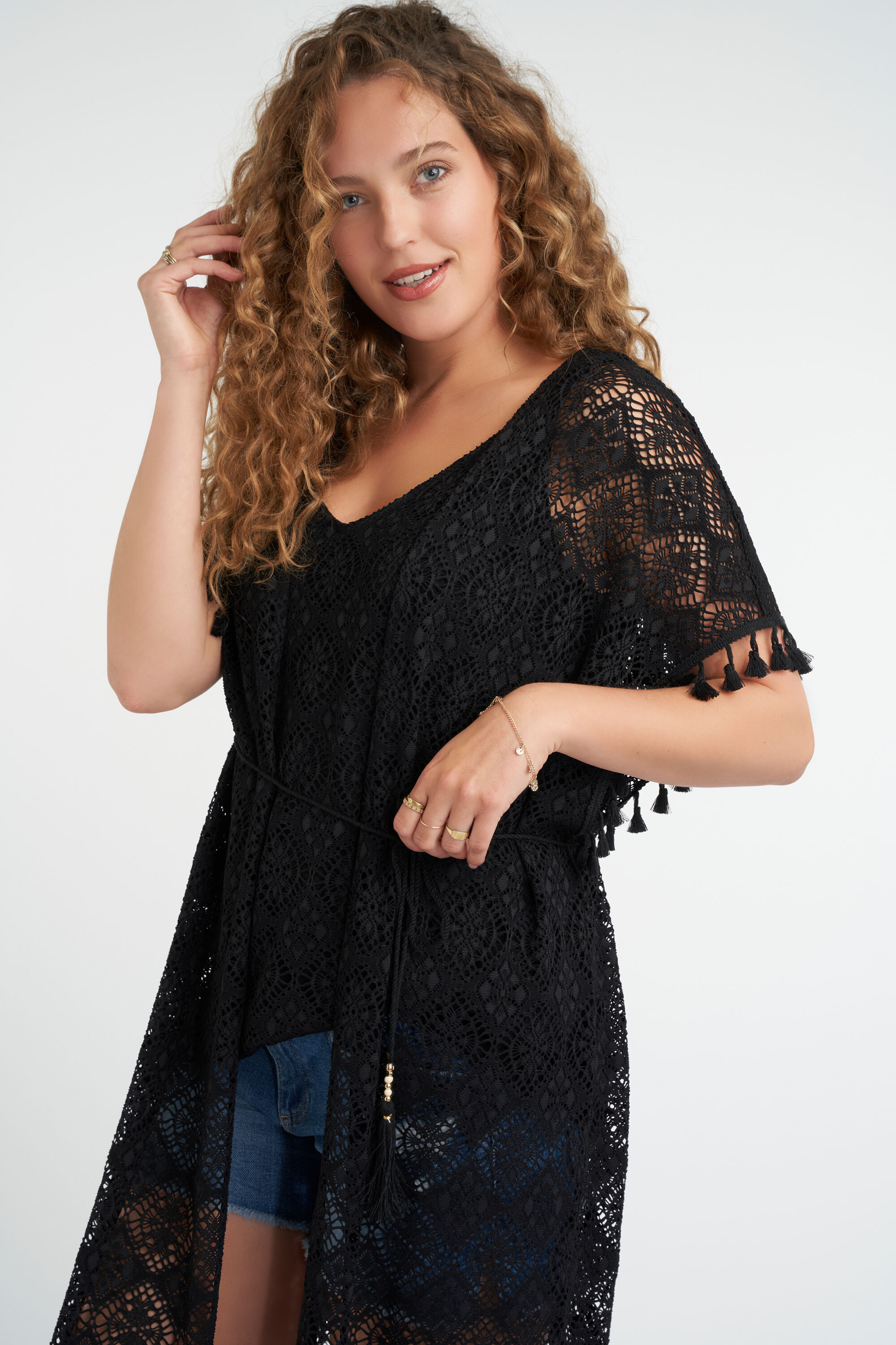 Long caftan en dentelle image number 4