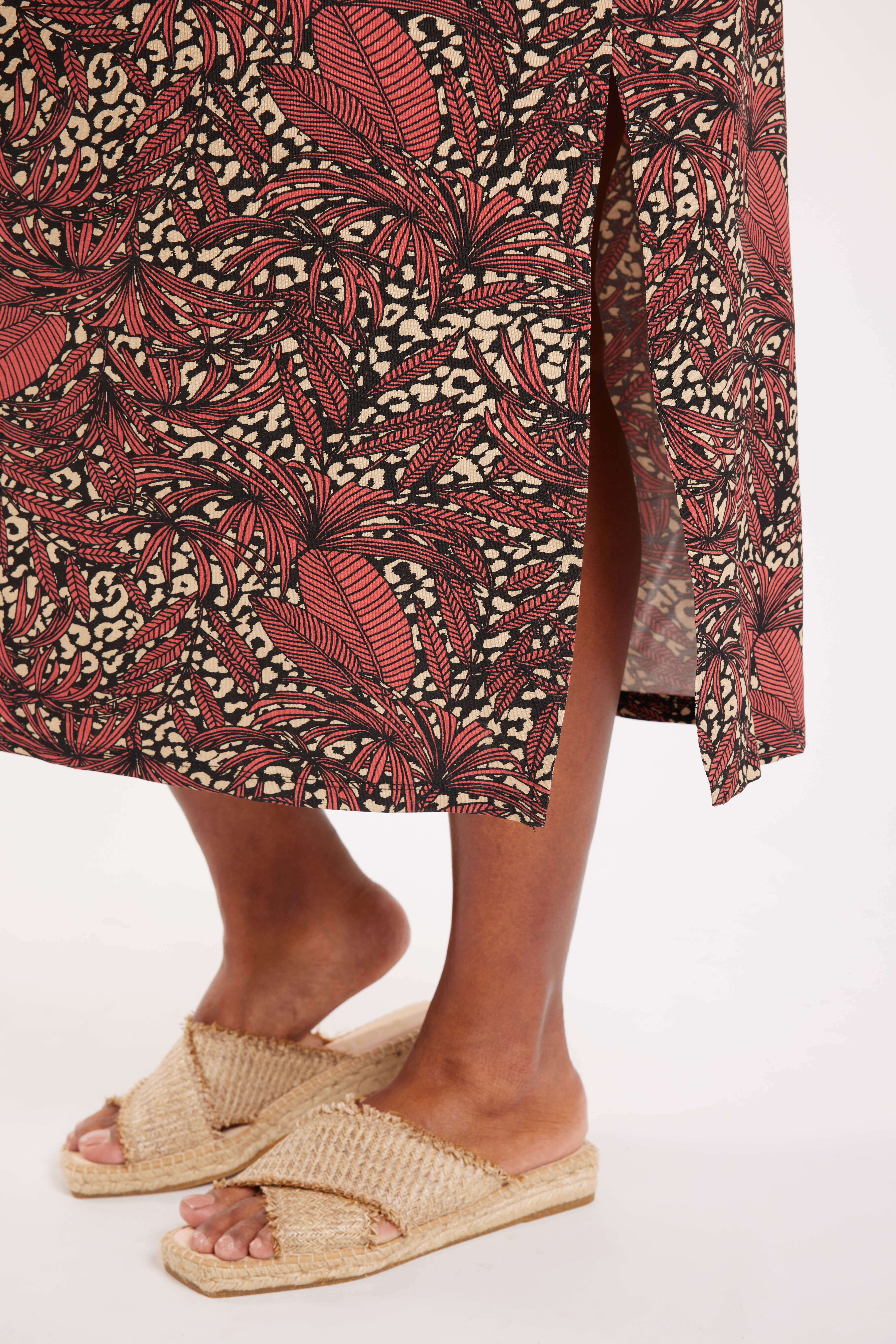 Robe maxi avec une fente  image number 5