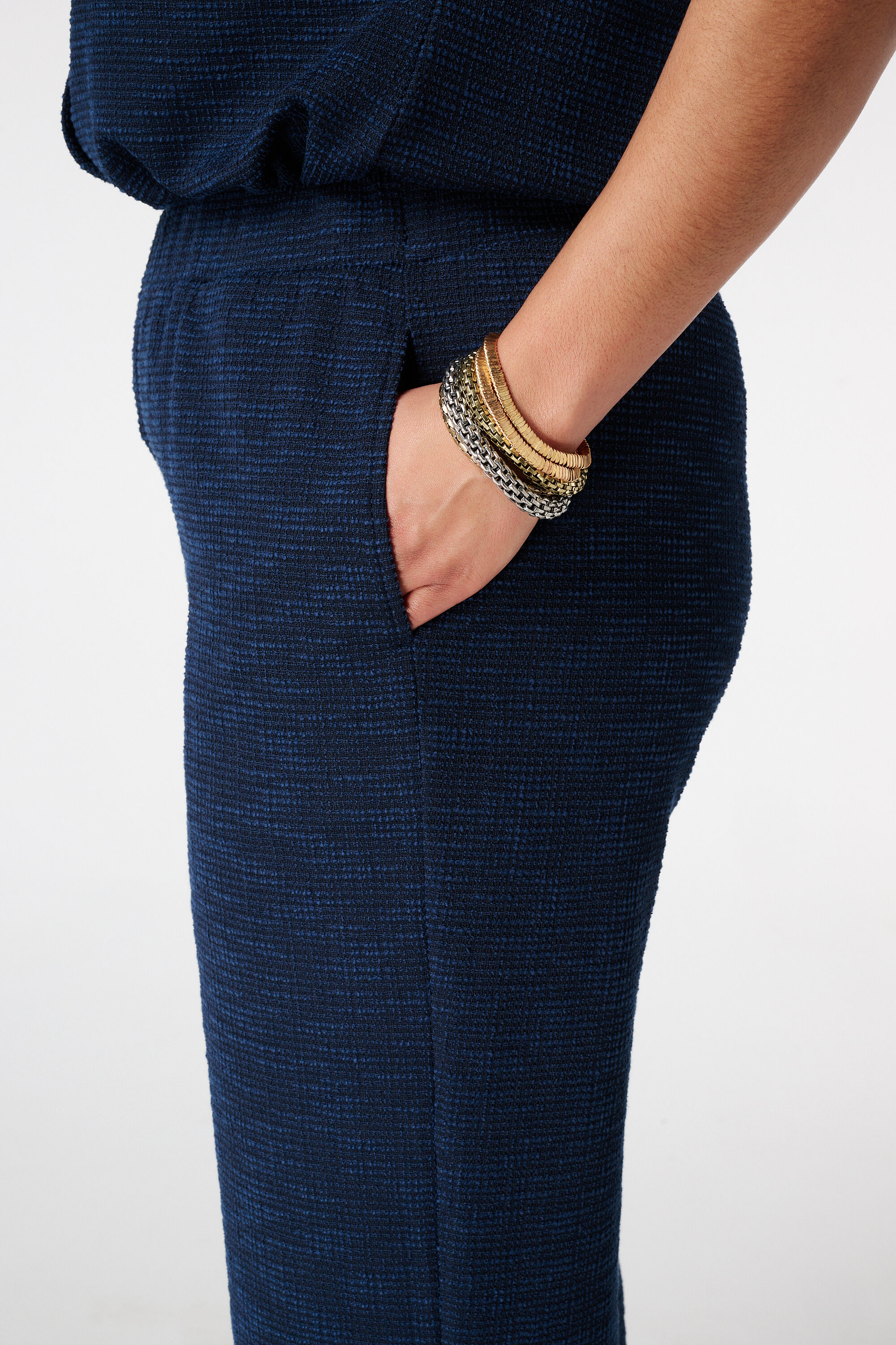 Pantalon wide leg en boucl&eacute; image number 4