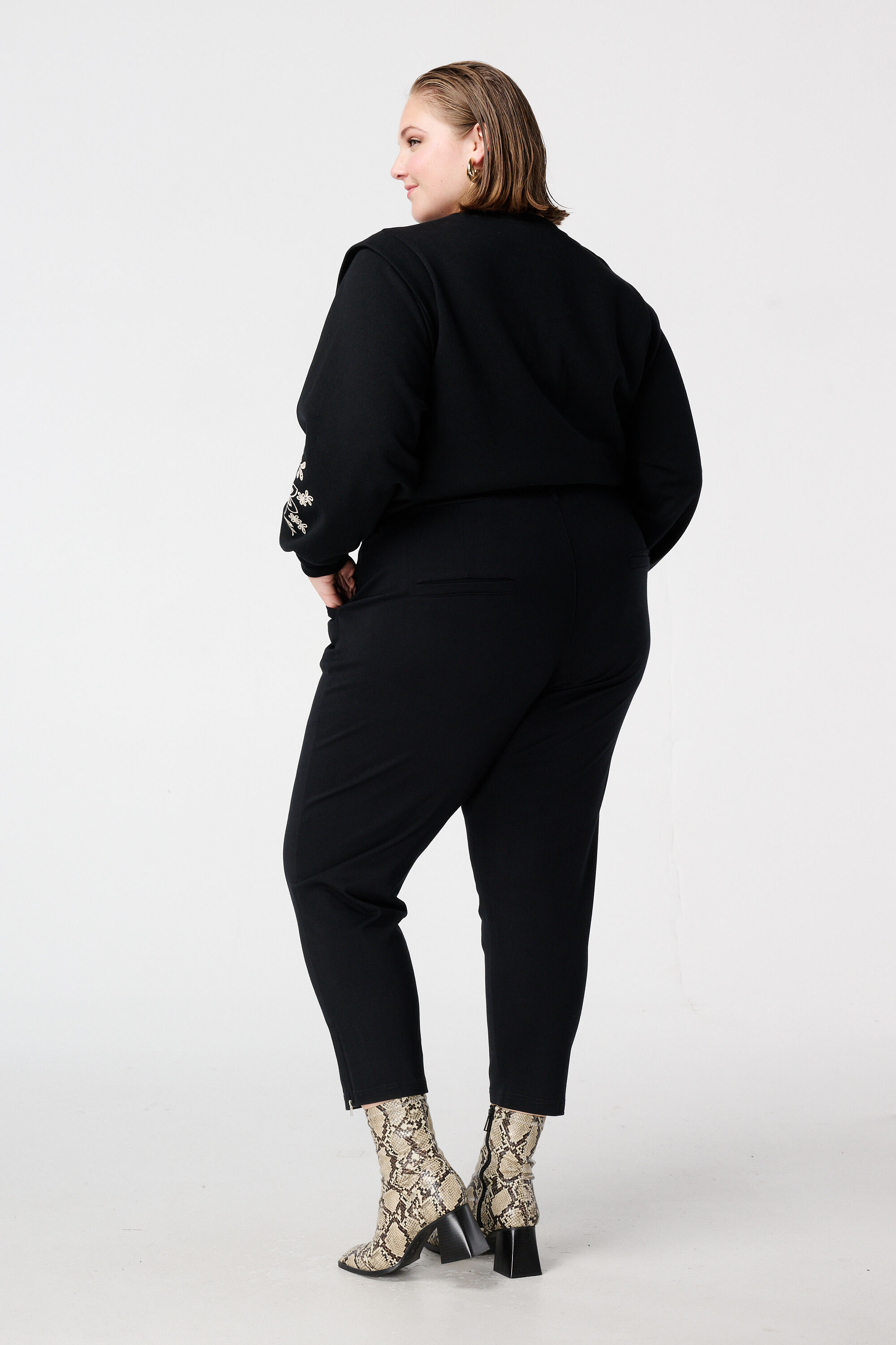 Pantalon &agrave; taille &eacute;lastique image number 3