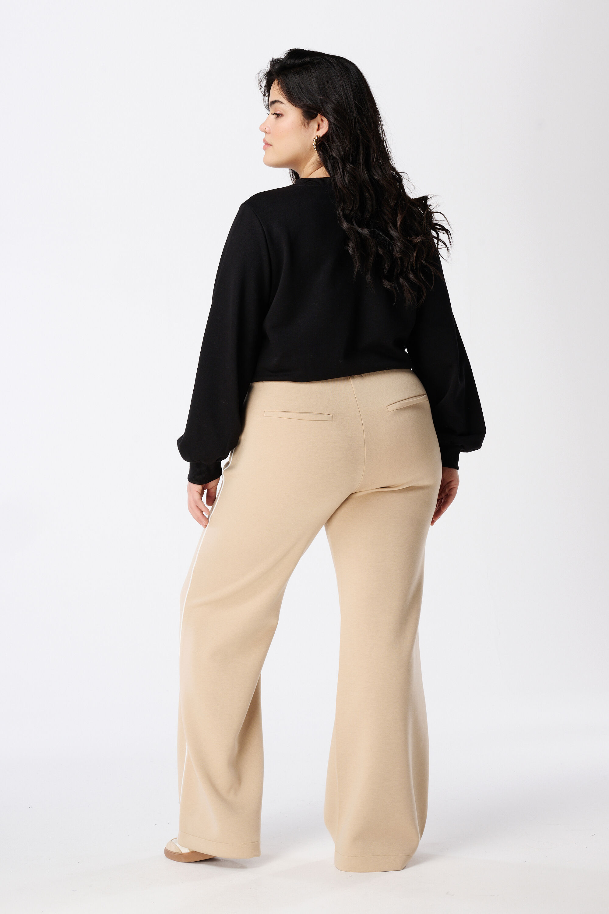 Pantalon de surv&ecirc;tement &agrave; rayures contrast&eacute;es image number 3