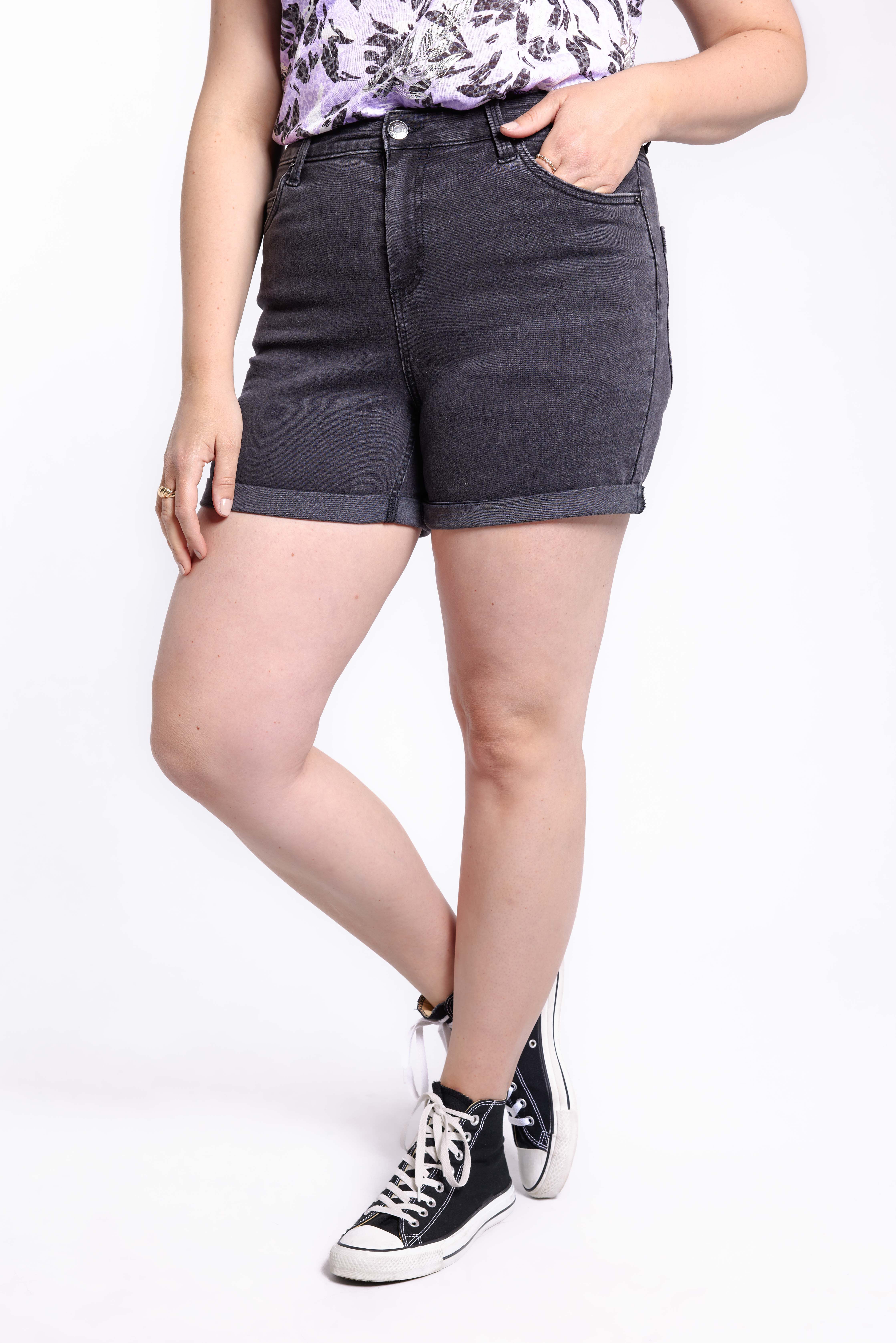 Short en jean image number 7