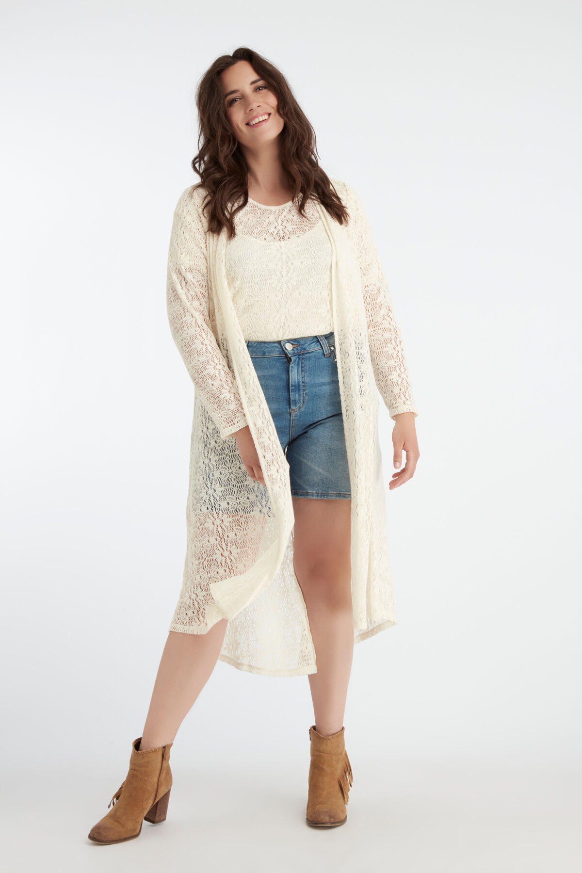 Cardigan long en dentelle image number 5