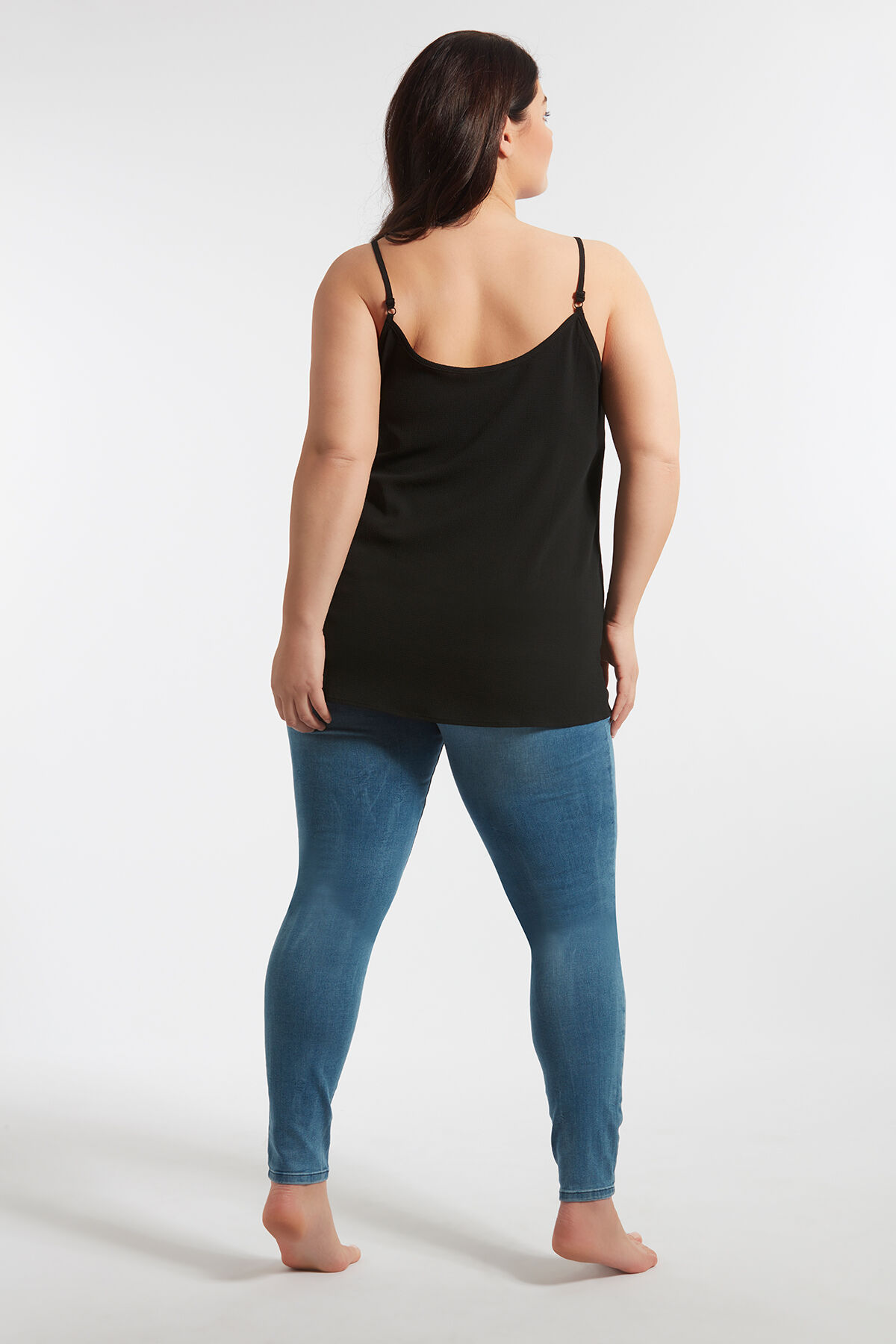 Chemisier sans manches en dentelle image number 6