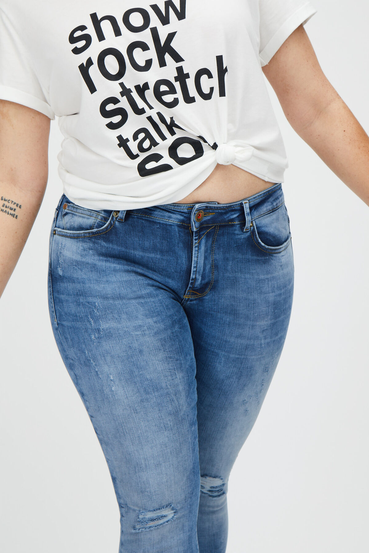 Jeans skinny coupe O d&eacute;lav&eacute; image number 0