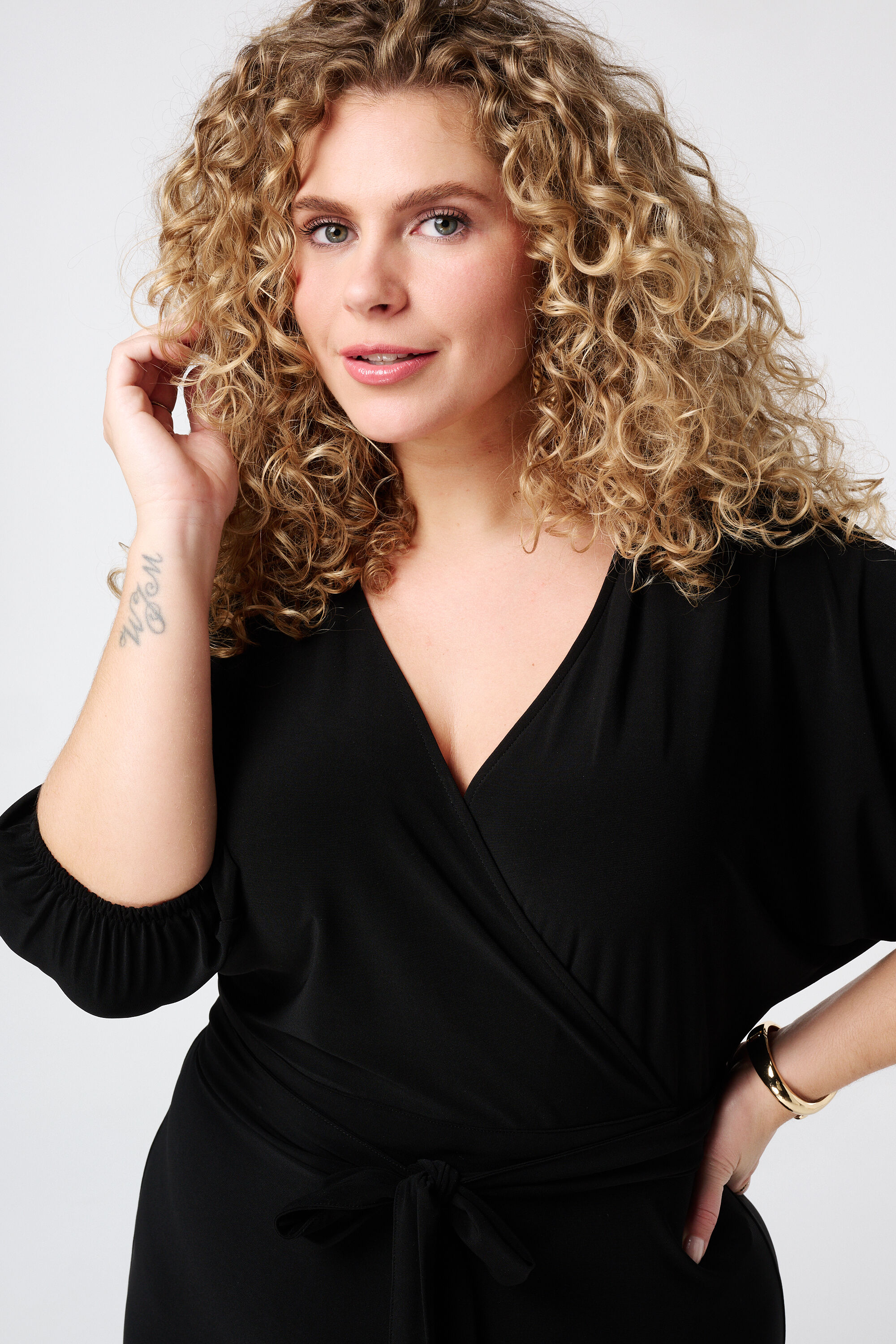 Robe longue avec coupe portefeuille image number 4