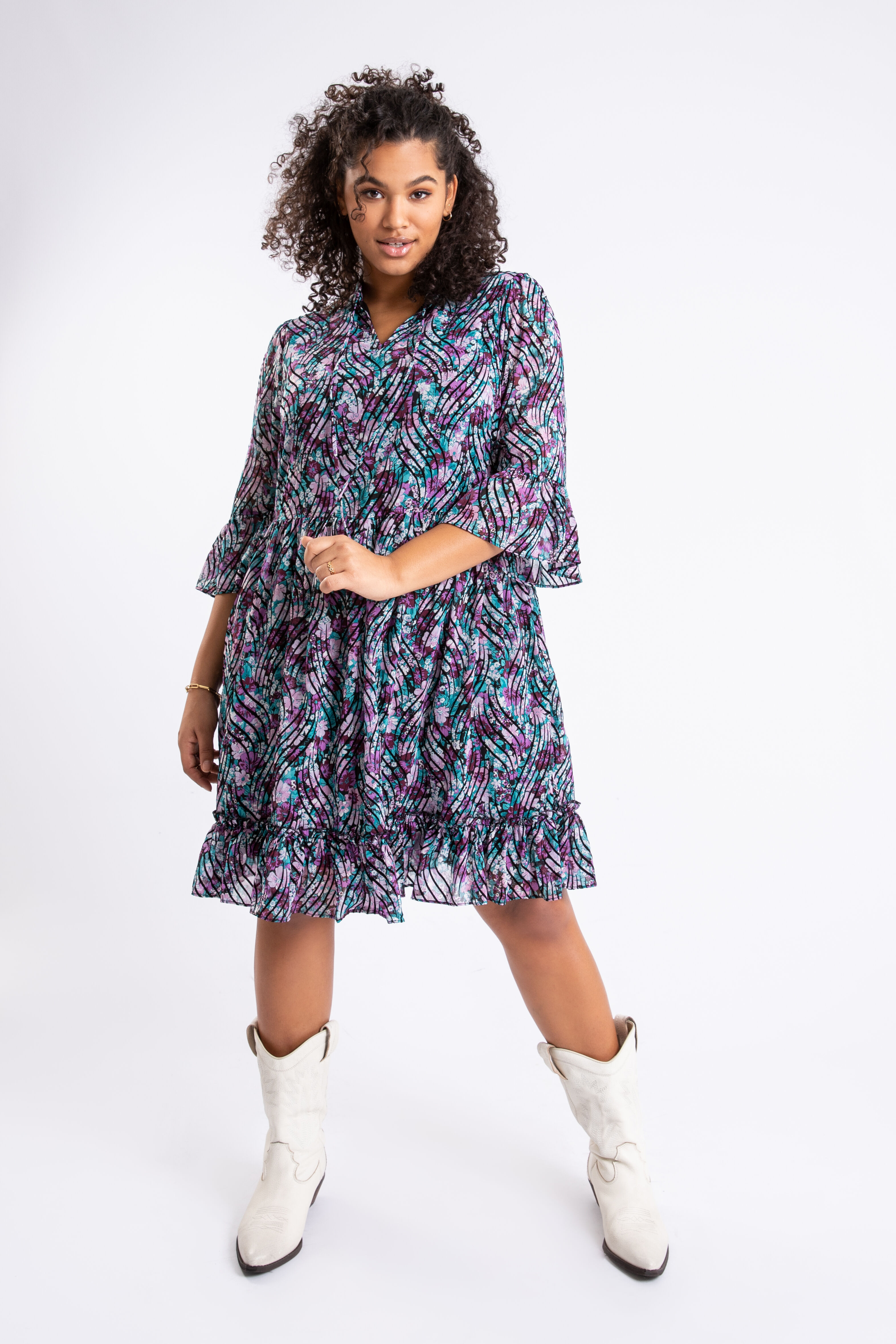 Robe &agrave; imprim&eacute; floral et volants image number 6