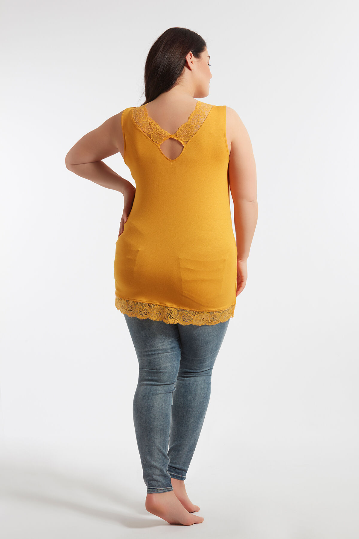 Top sans manches en dentelle image number 6