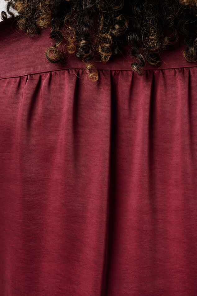 Blouse aspect satiné image number 6
