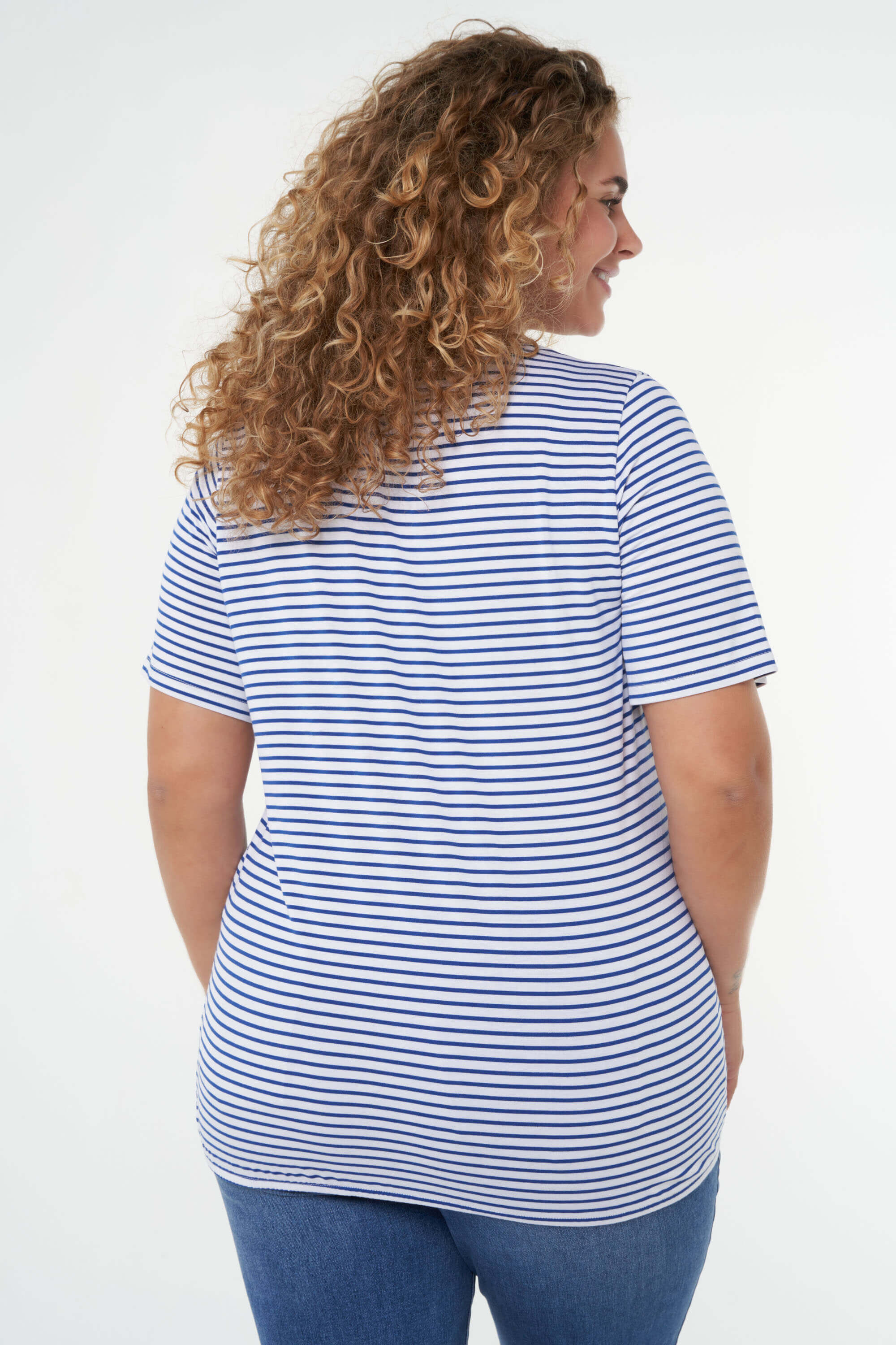 T-shirt ray&eacute; &agrave; imprim&eacute; image number 4