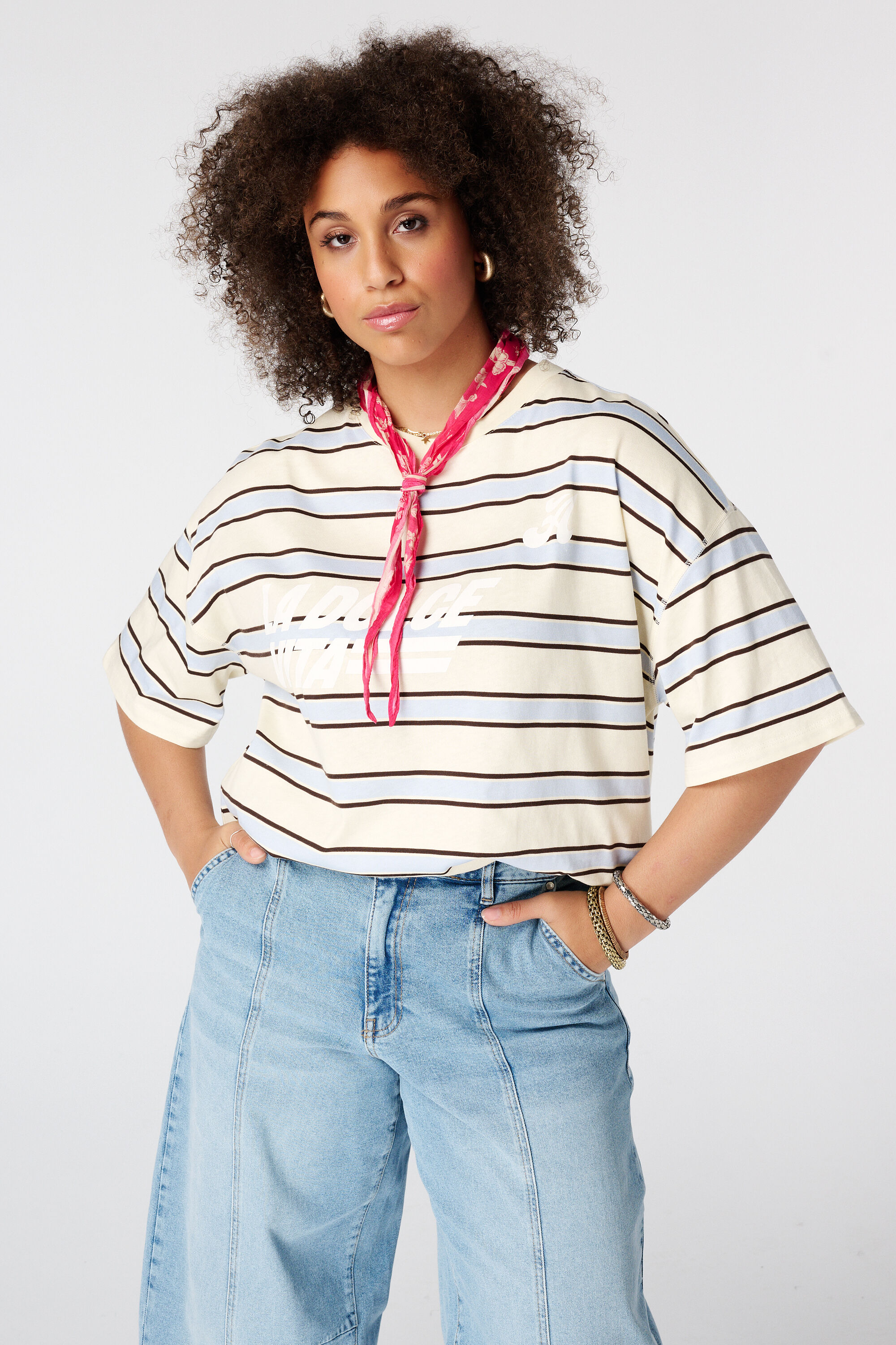 T shirt oversize avec illustration image number 0