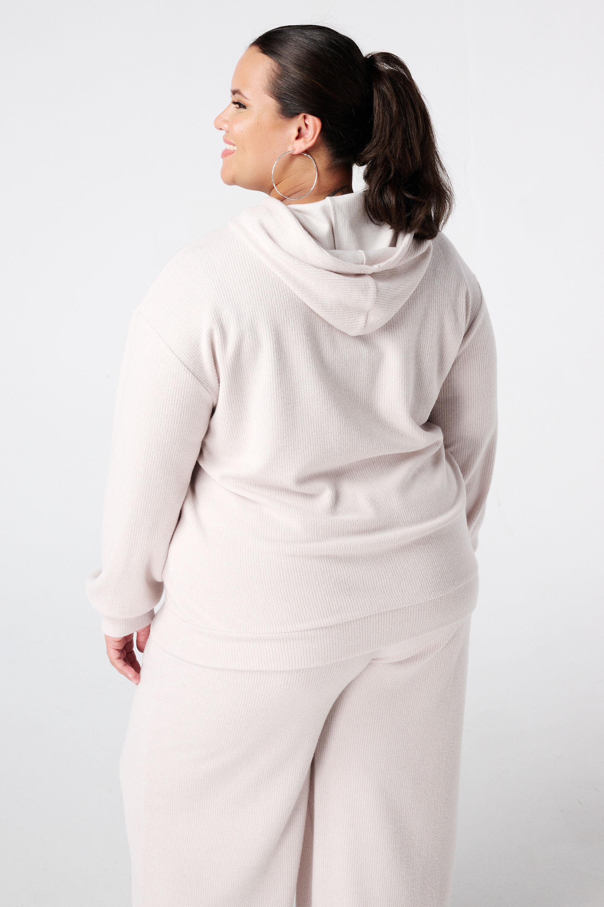 Sweat &agrave; capuche avec cordons image number 3