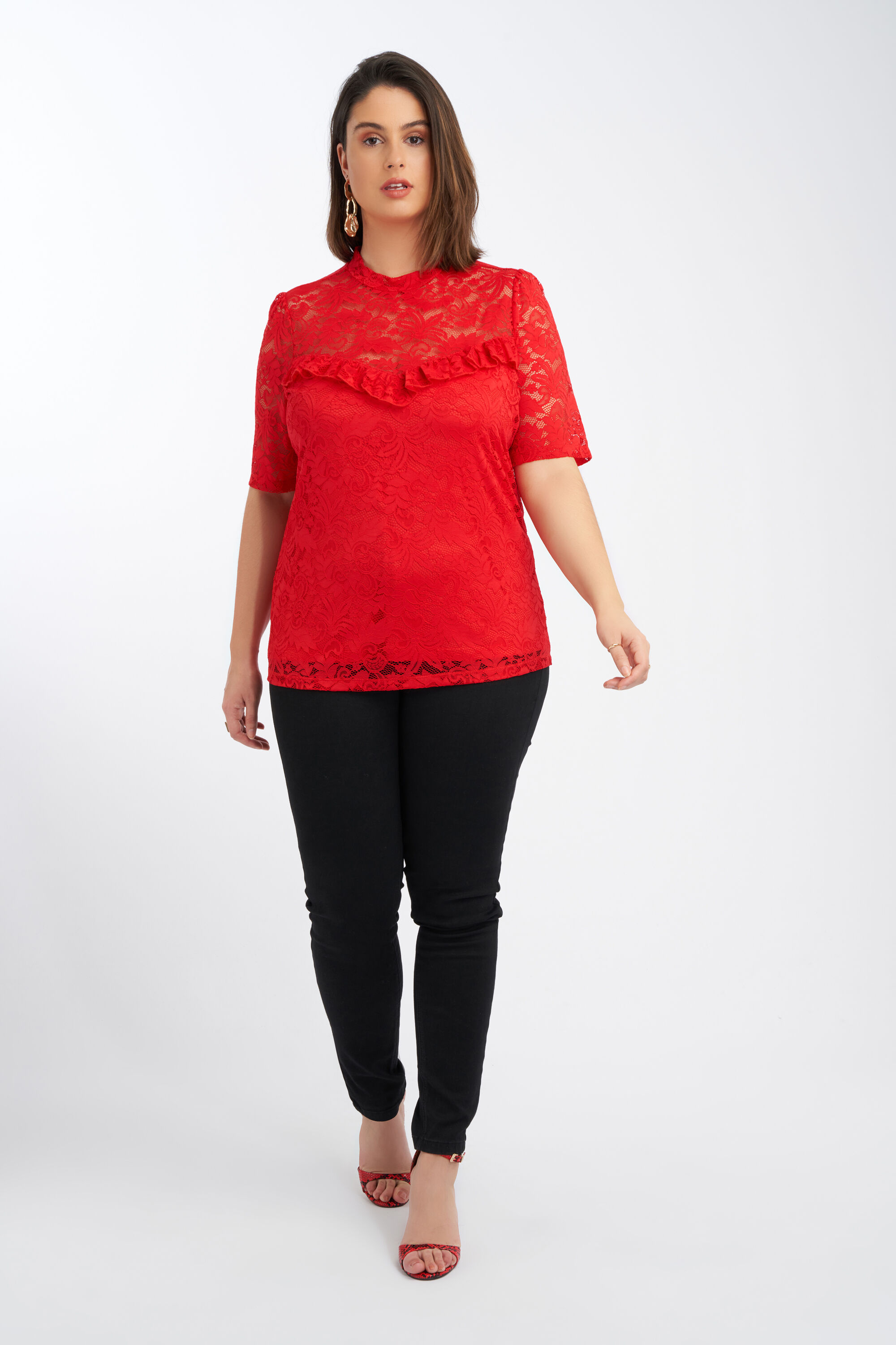 Haut en dentelle image number 5