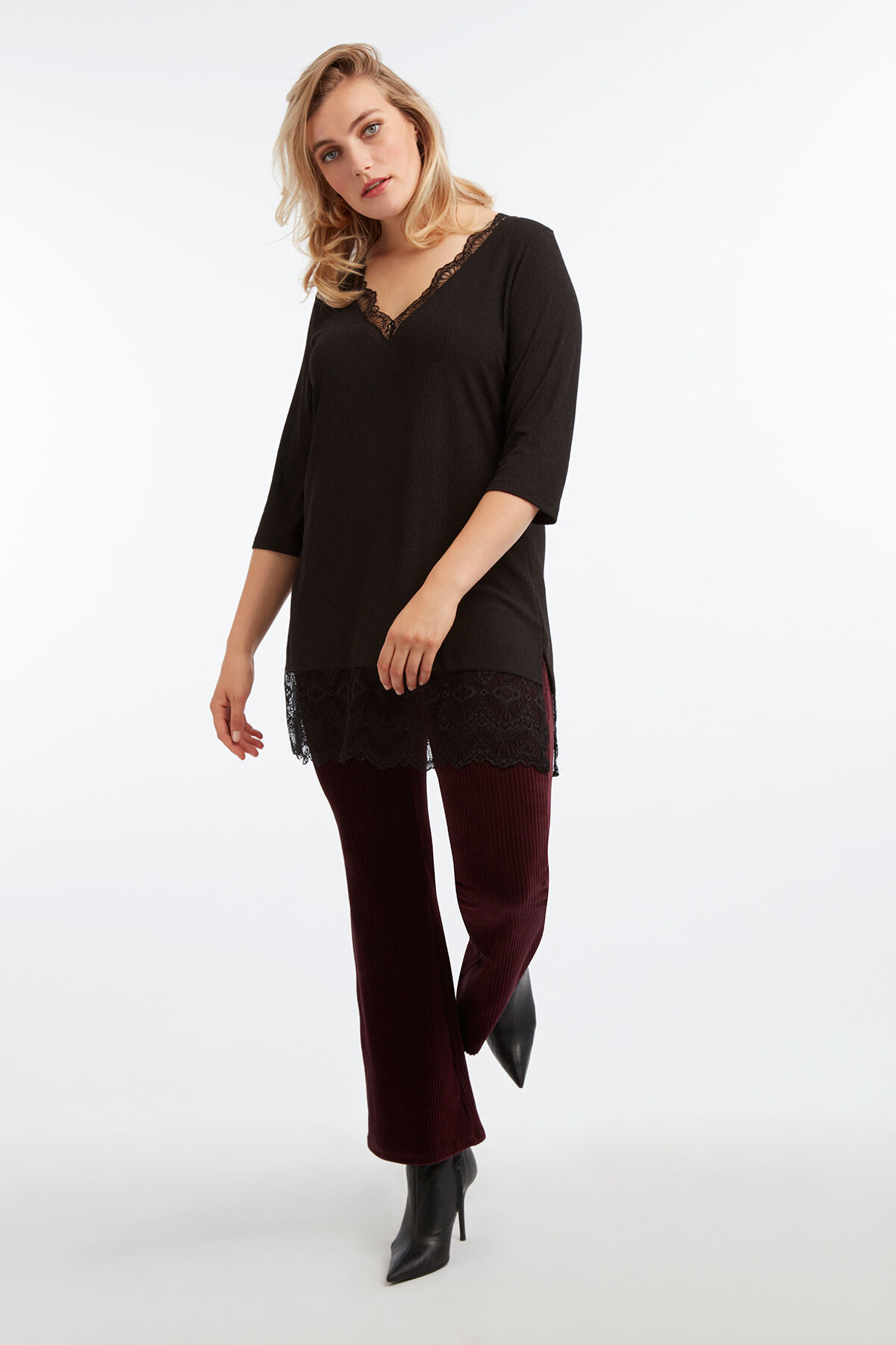 Haut avec dentelle image number 4