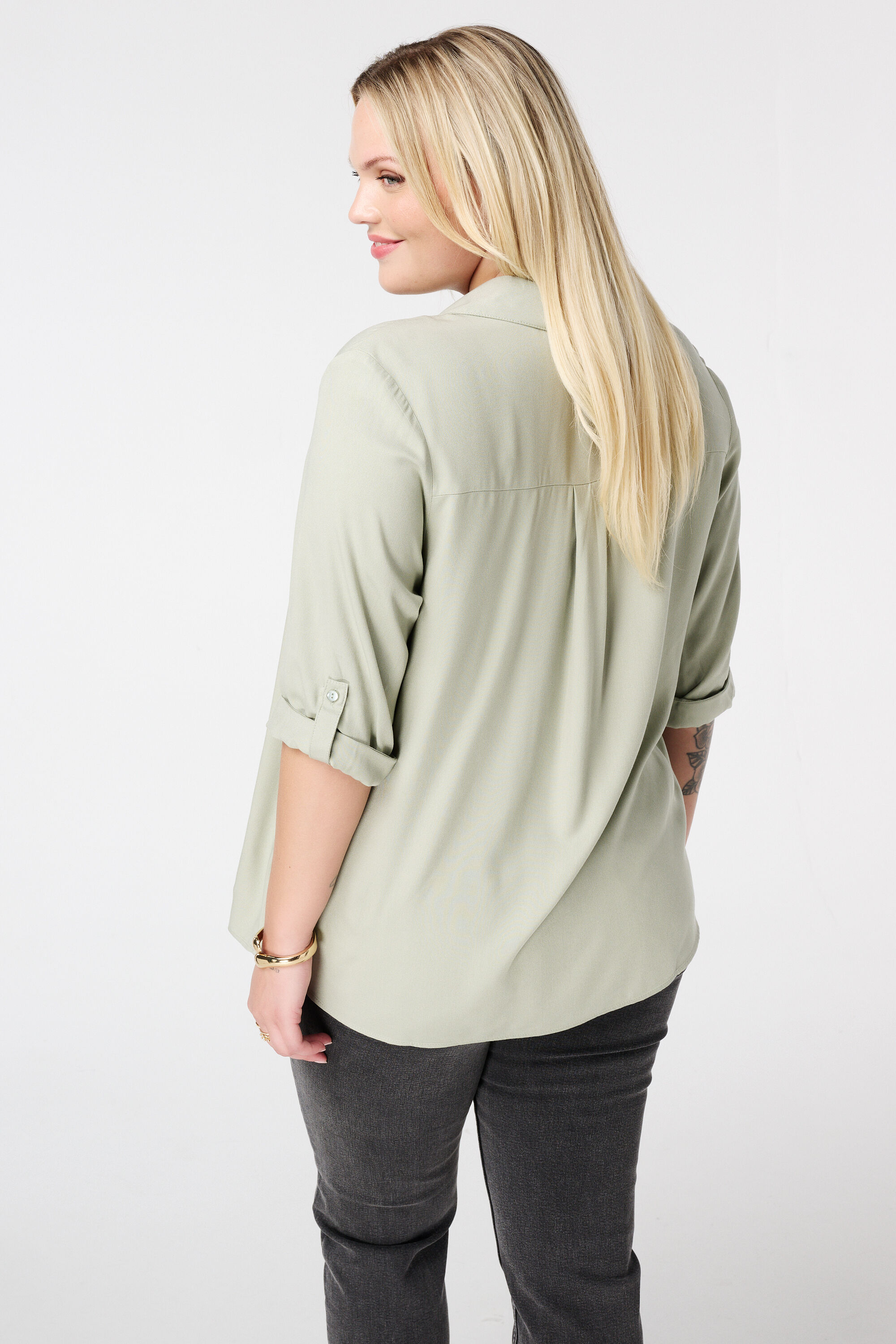 Chemisier &agrave; manches roul&eacute;es image number 3