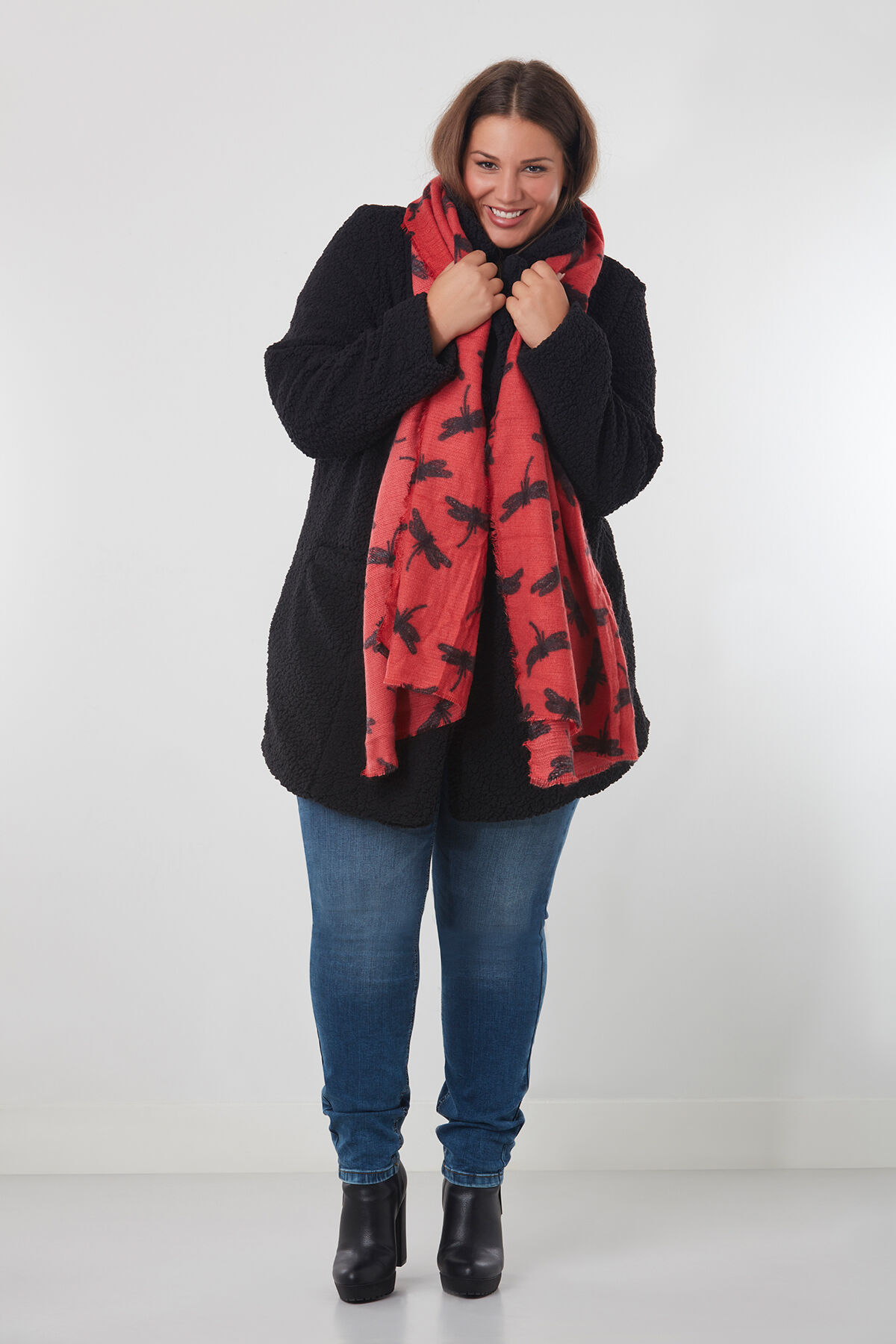 Foulard imprim&eacute; animalier image number 3